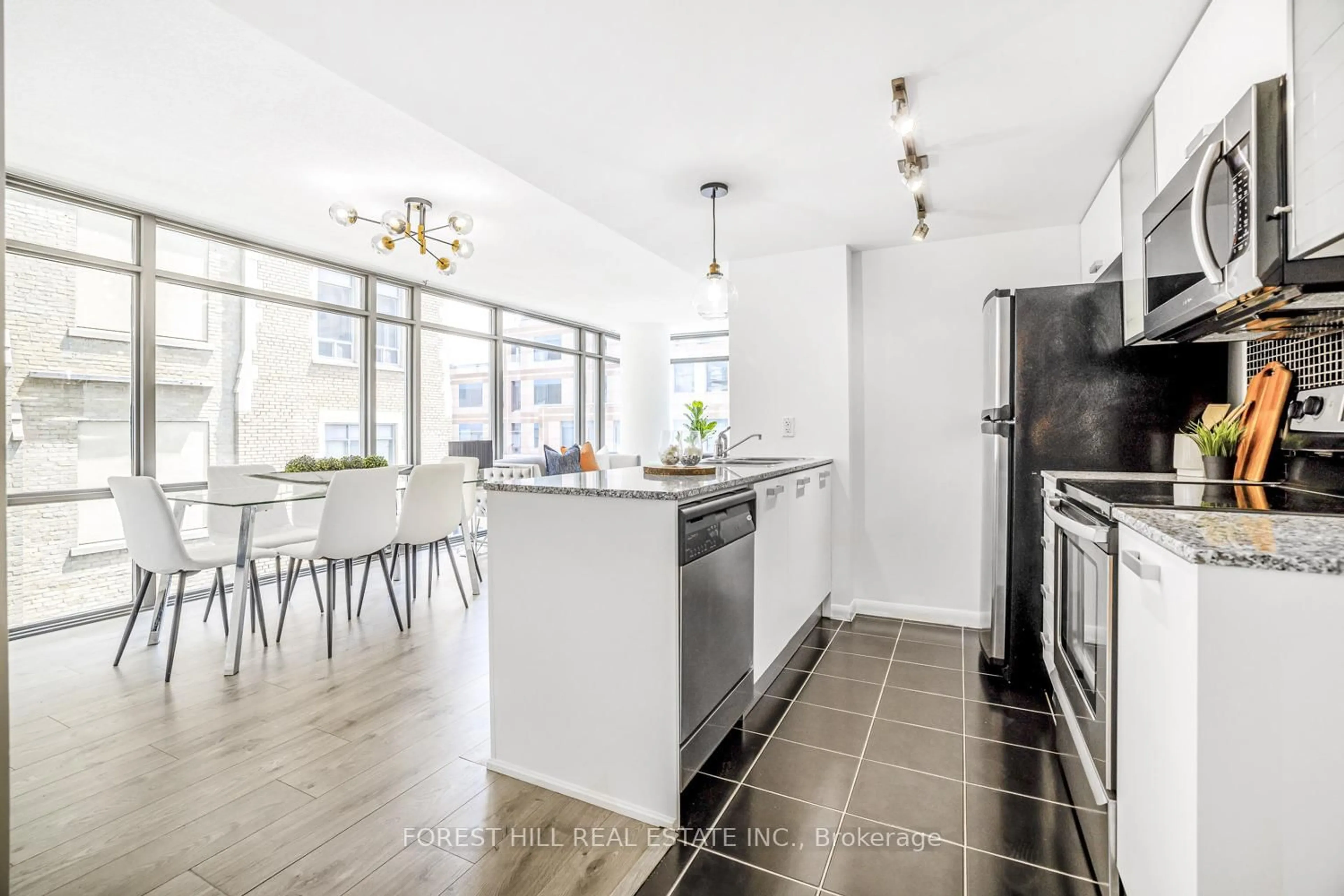 Open concept kitchen, unknown for 38 Grenville St #607, Toronto Ontario M4Y 1A5
