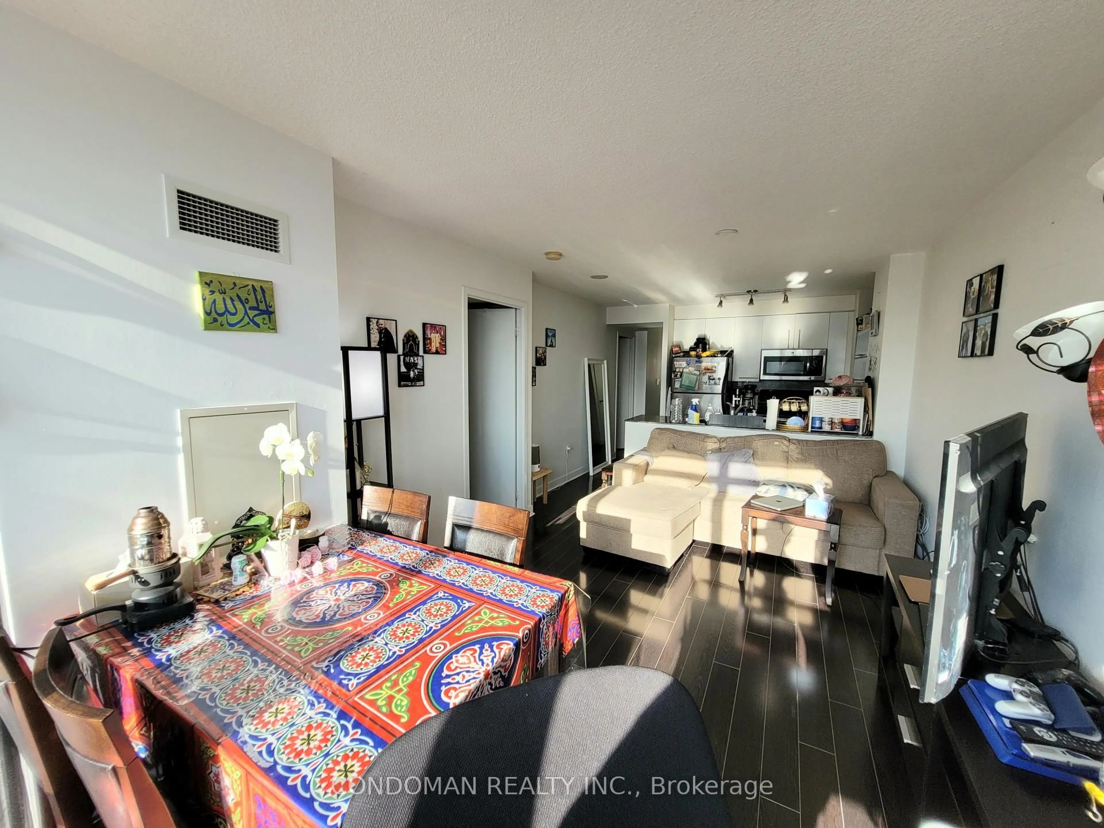 Unknown for 11 Brunel Crt #2902, Toronto Ontario M5V 3Y3