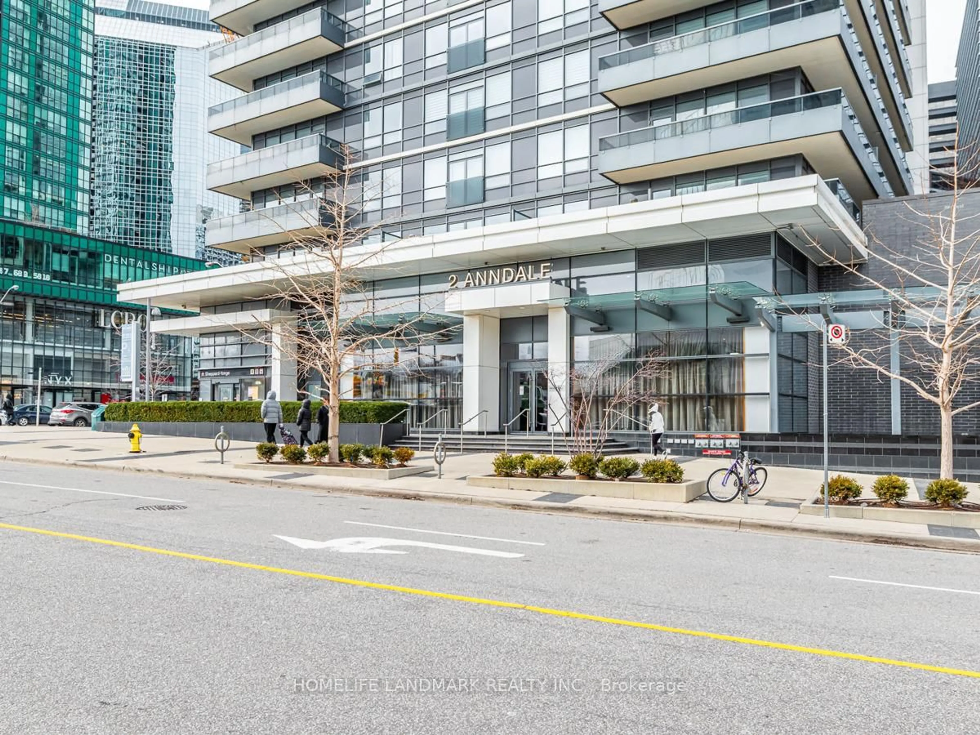 Indoor foyer for 2 Anndale Dr #1502, Toronto Ontario M2N 0G5