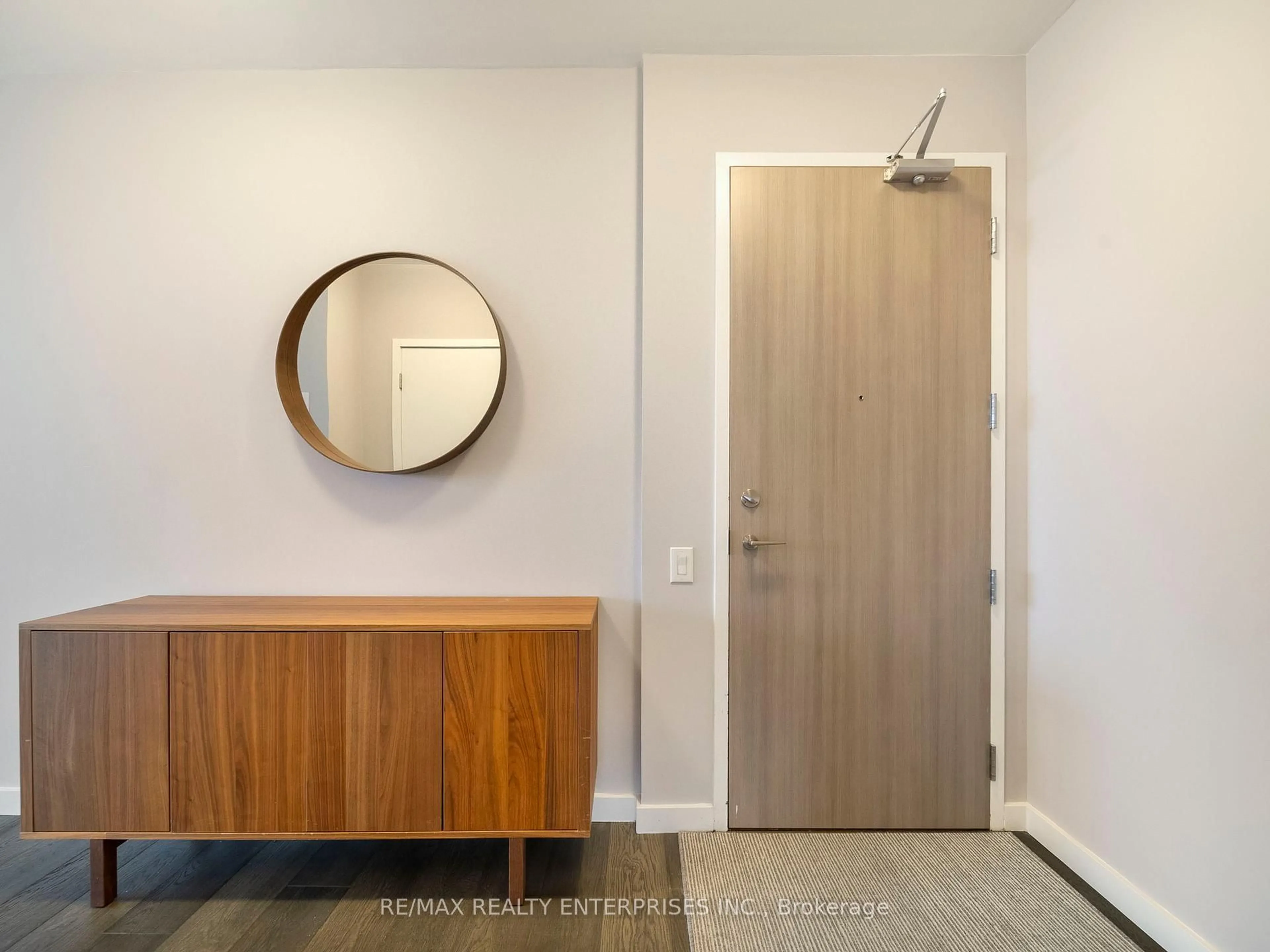 Indoor entryway for 70 Distillery Lane #2606, Toronto Ontario M5A 0E3