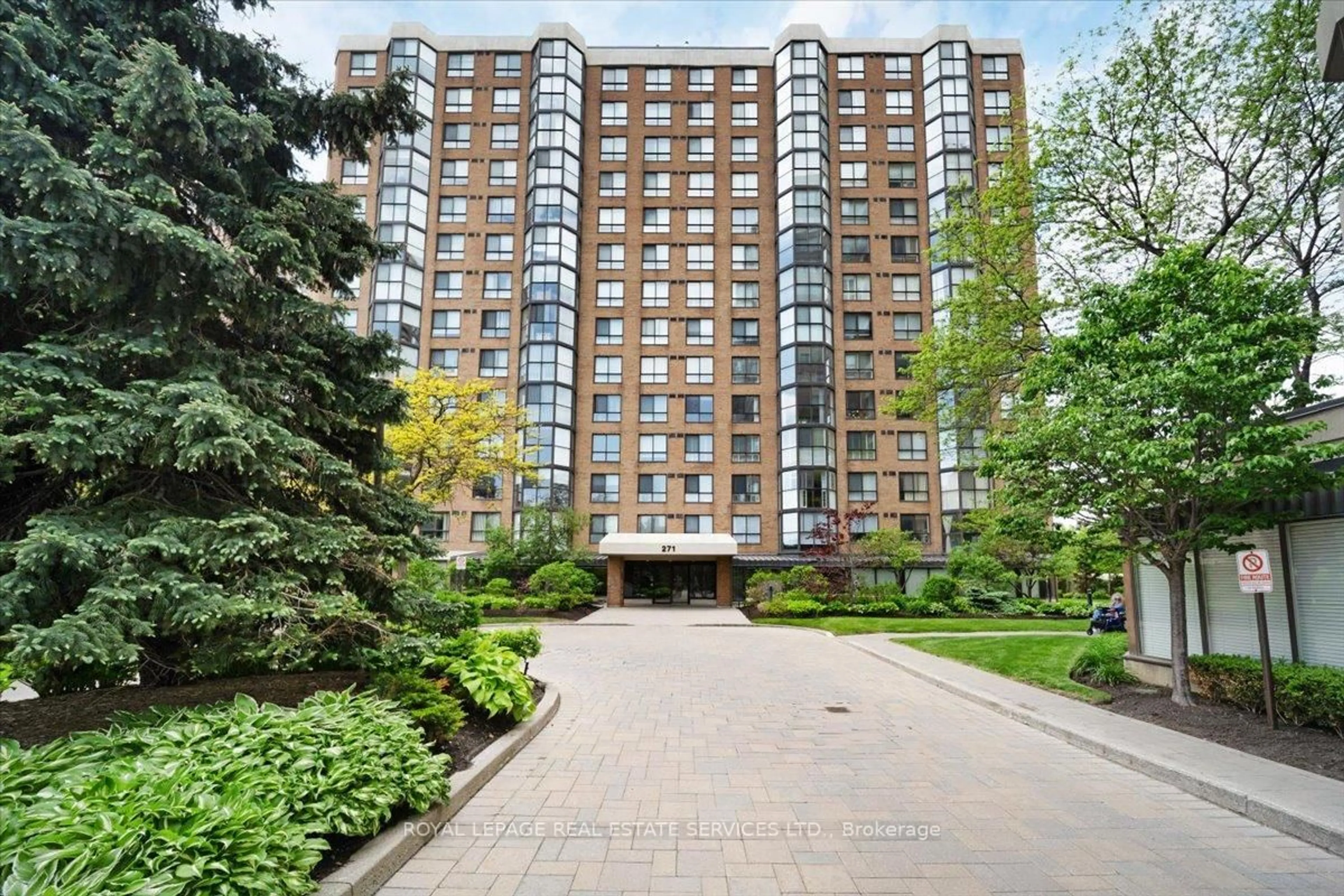 Indoor foyer for 271 Ridley Blvd #PH 08, Toronto Ontario M5M 4N1