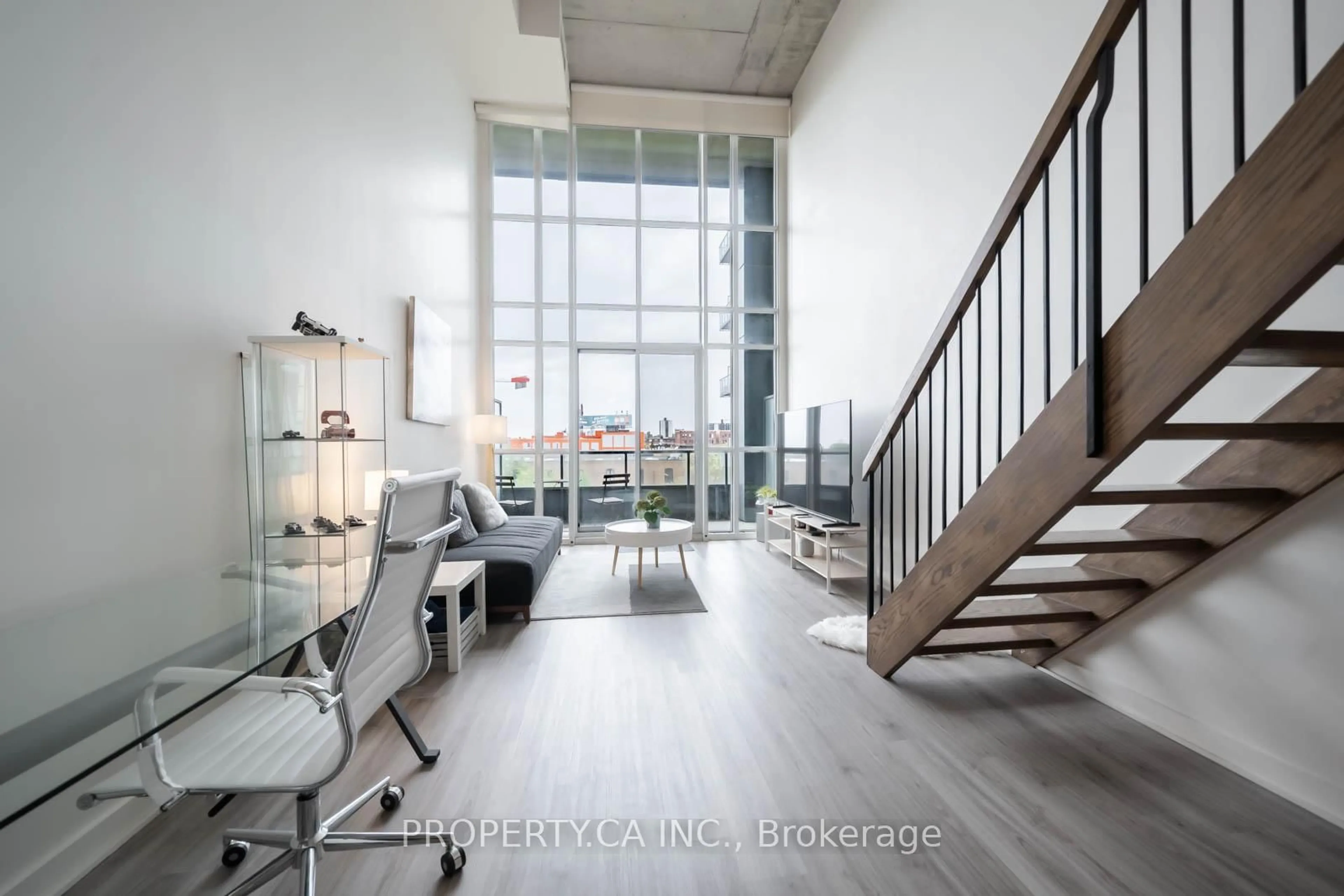Unknown for 5 Hanna Ave #446, Toronto Ontario M6K 0B3