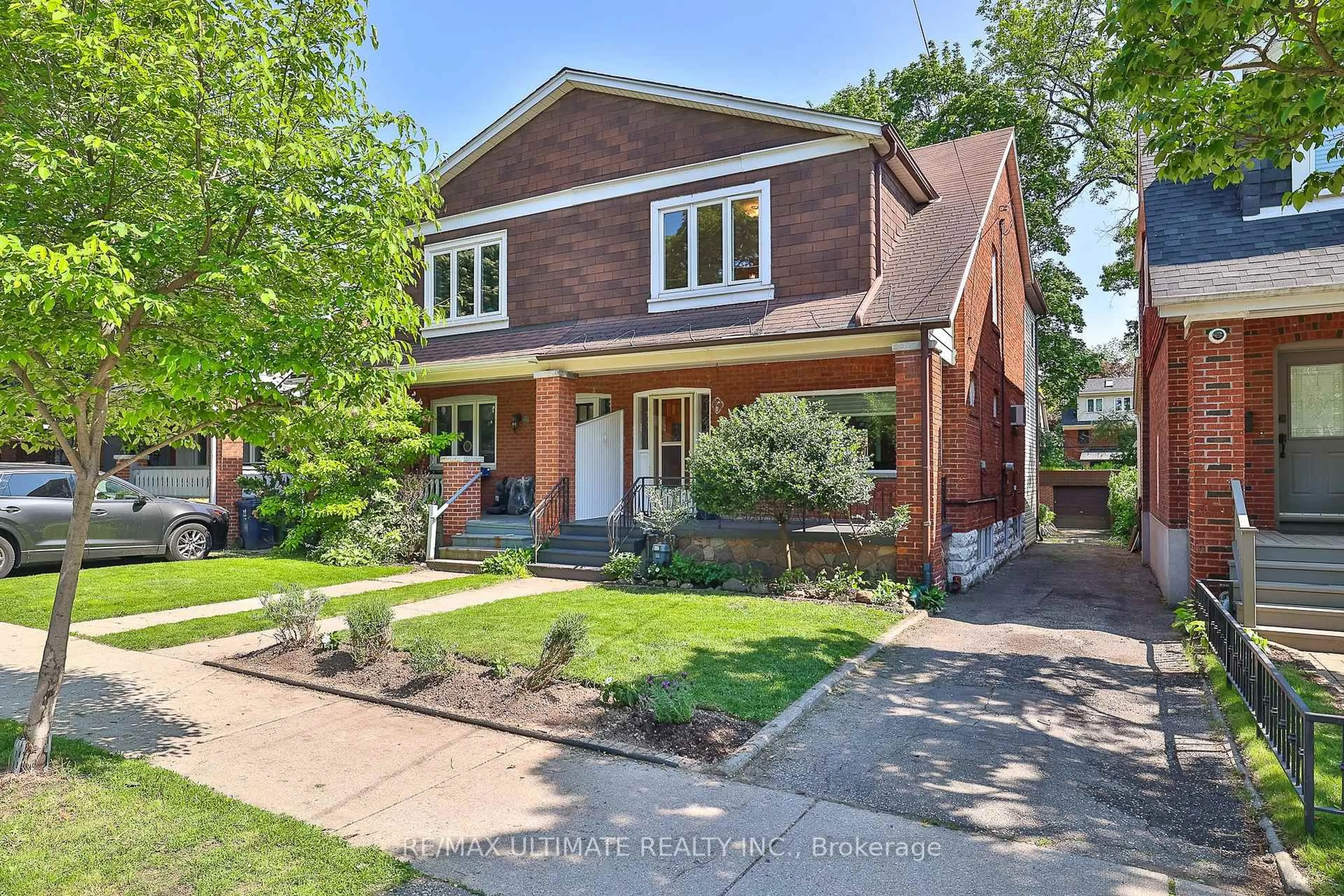 Home with brick exterior material, street for 467 Hillsdale Ave, Toronto Ontario M4S 1V1