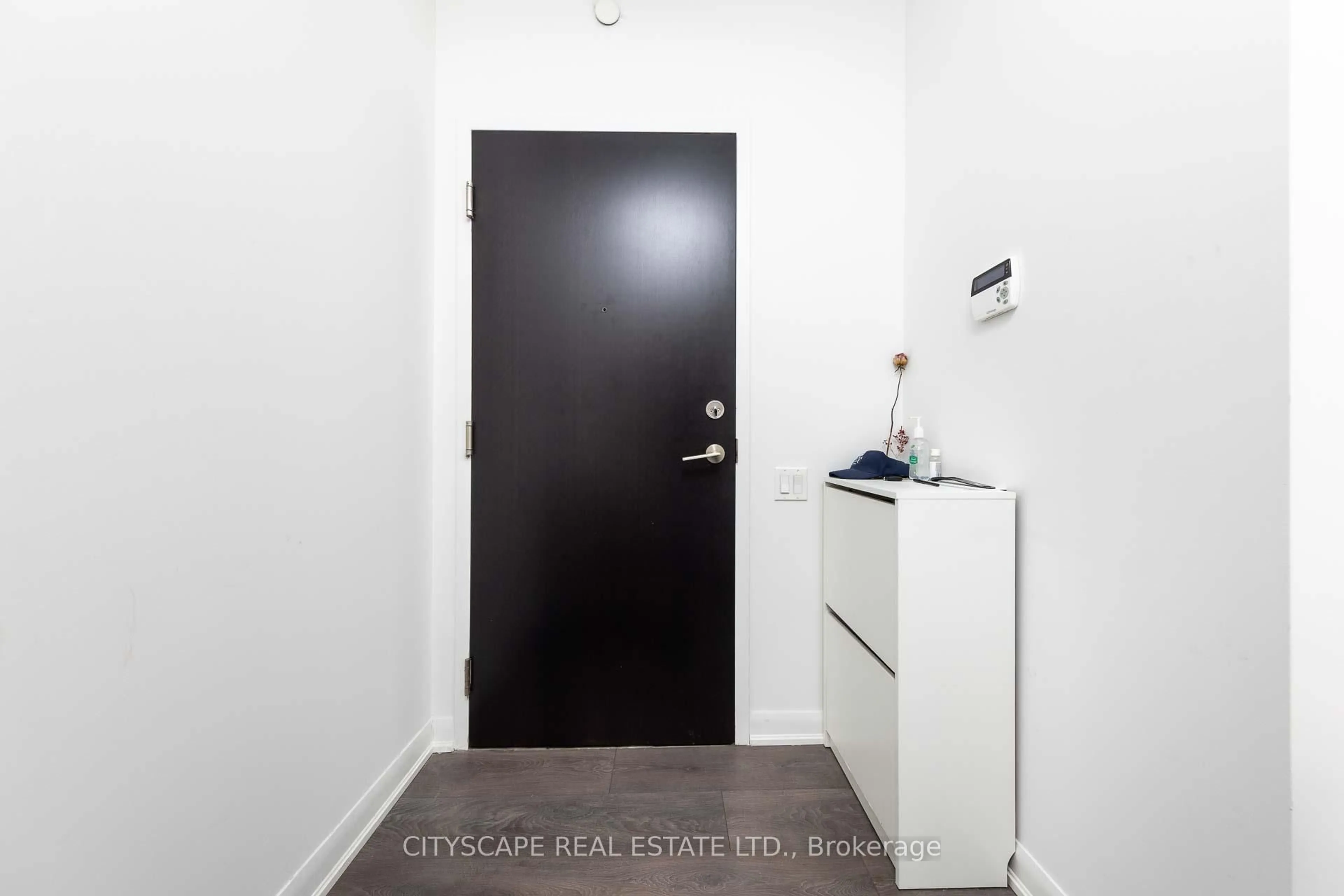 Indoor entryway for 5162 Yonge St #3112, Toronto Ontario M2N 0E9