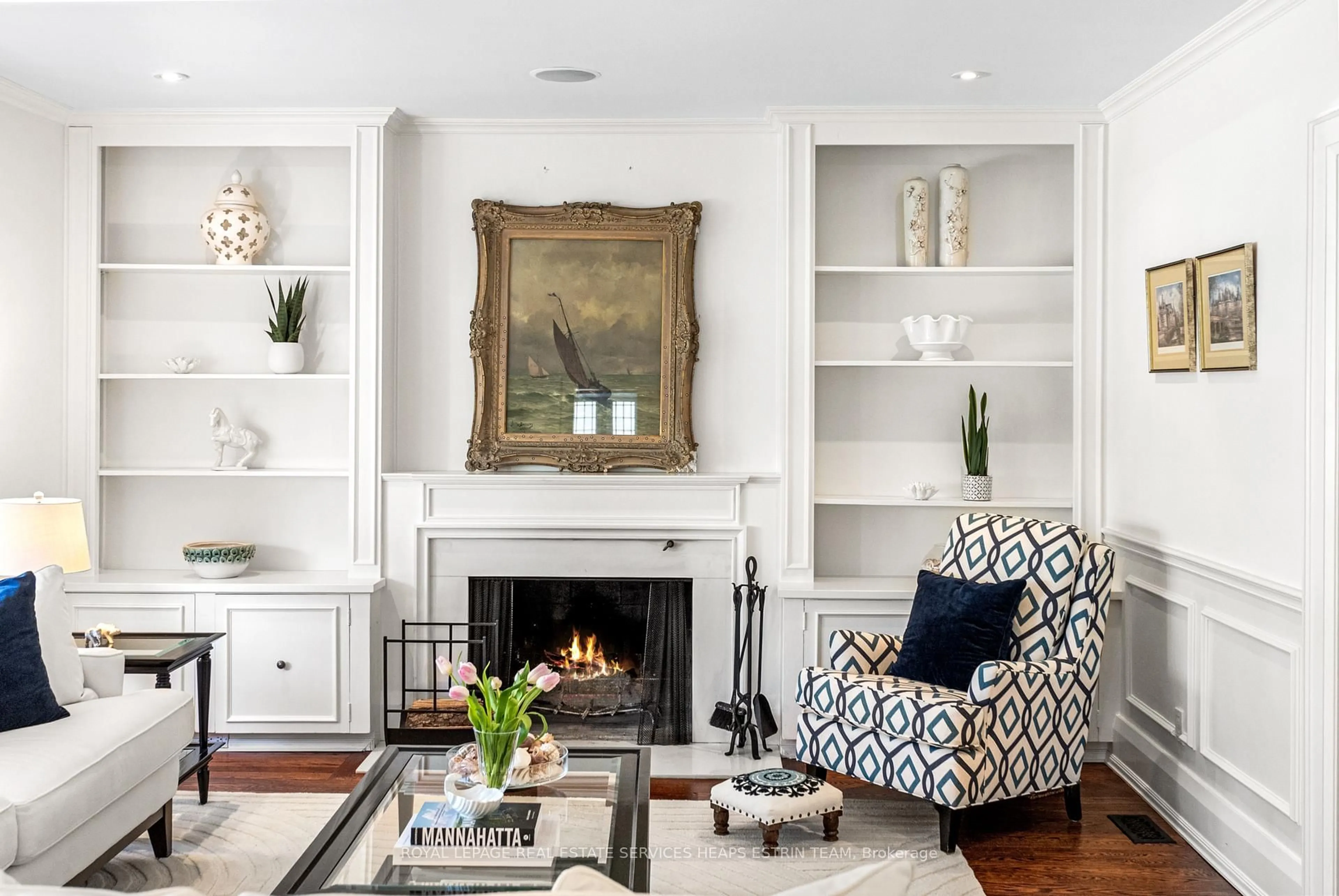 Living room with furniture, unknown for 231 Glenrose Ave, Toronto Ontario M4T 1L1
