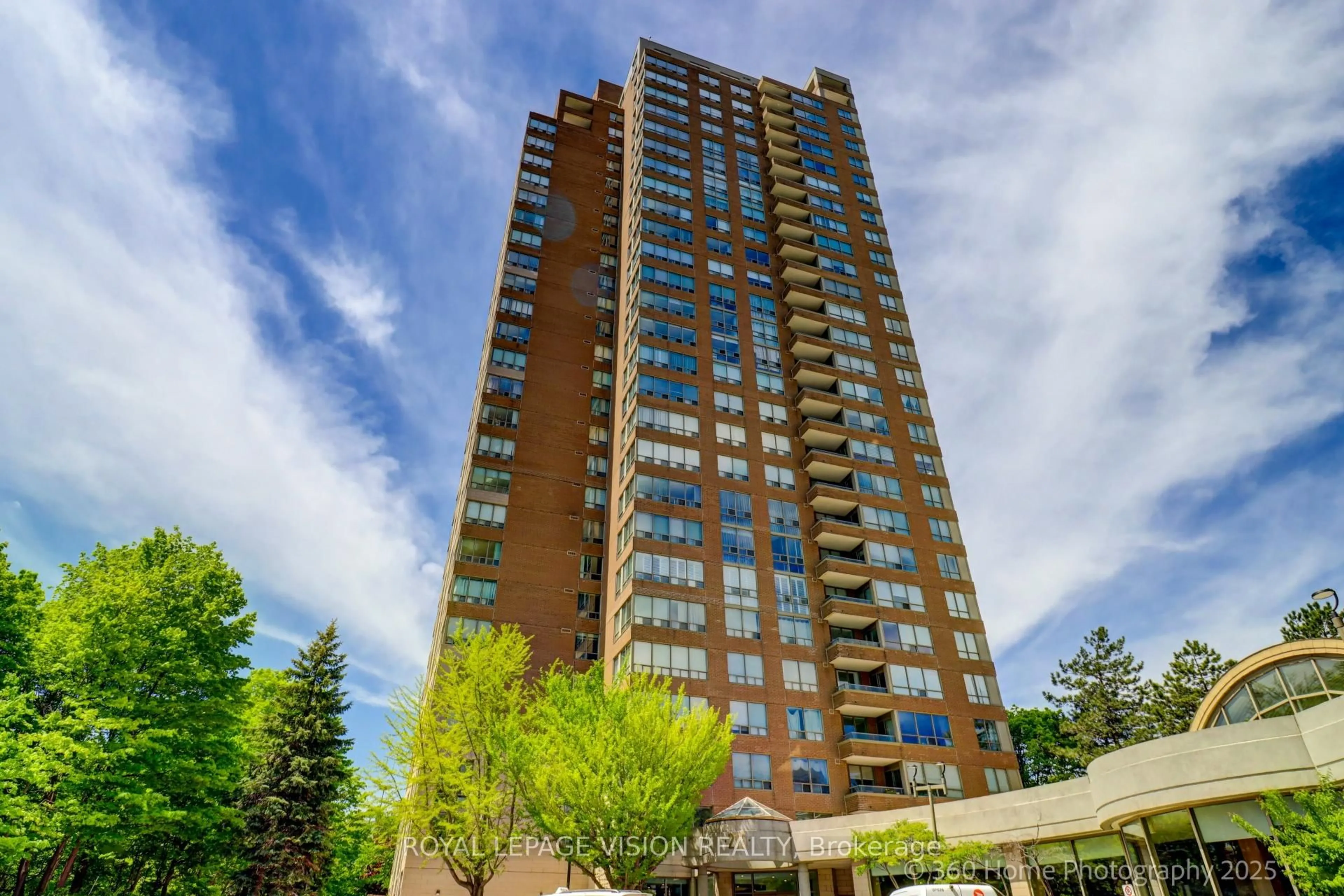 Unknown for 215 Wynford Dr #407, Toronto Ontario M3C 3P5