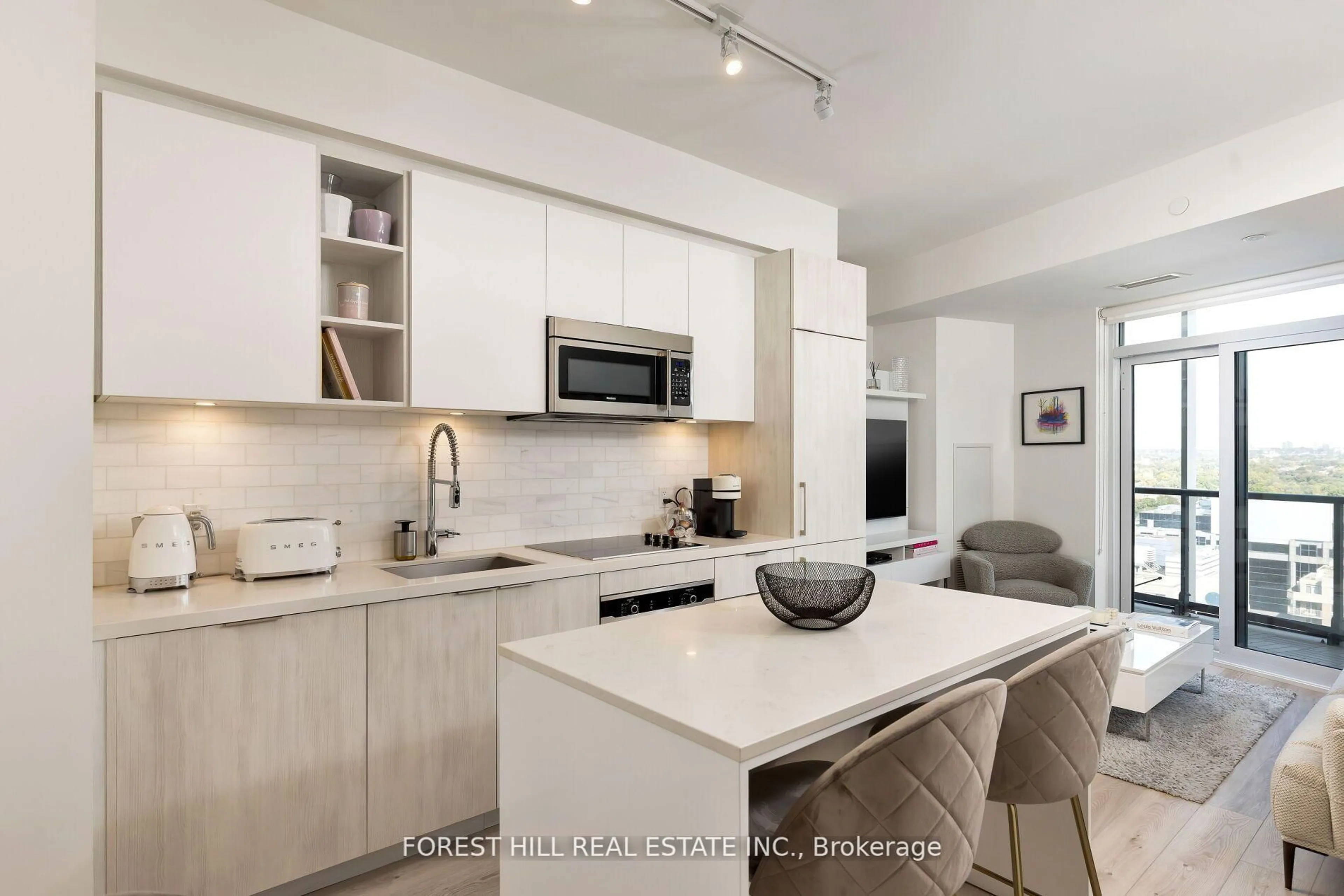 Open concept kitchen, unknown for 50 Ordnance St #1607, Toronto Ontario M6K 0C9