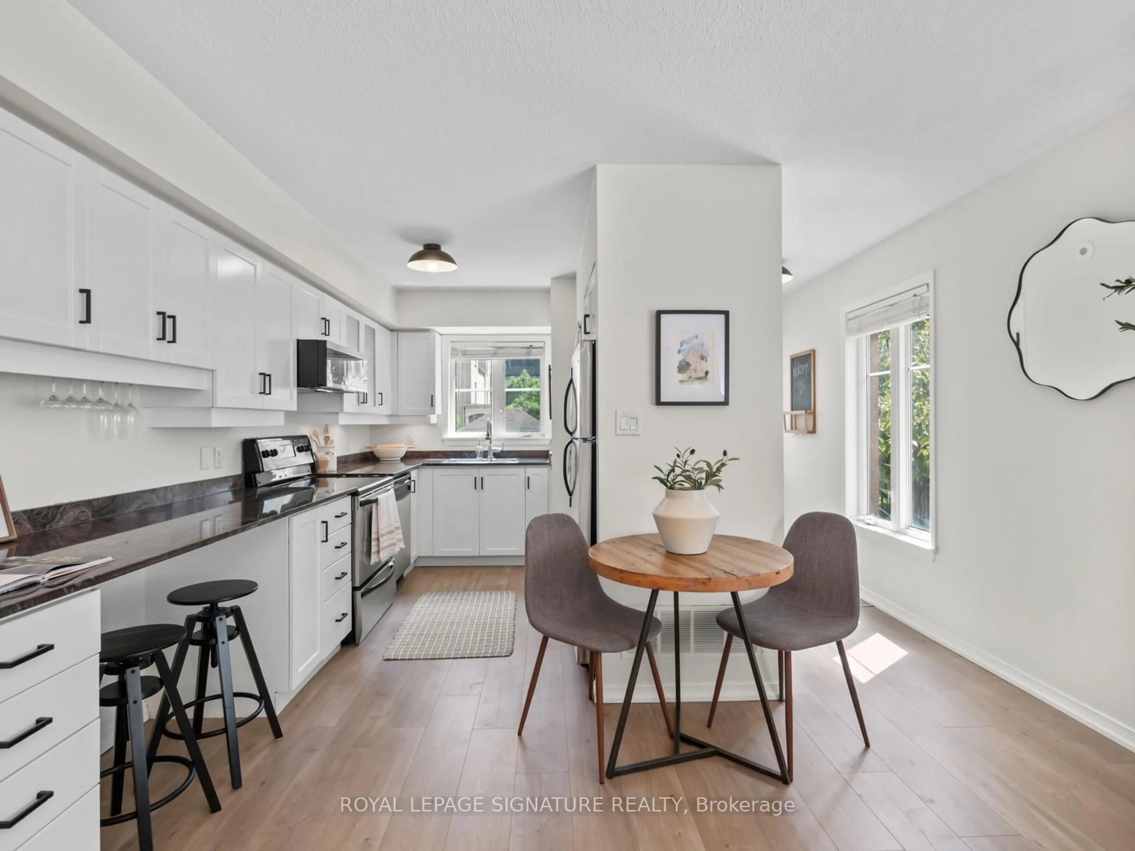 Open concept kitchen, unknown for 54 East Liberty St #1001, Toronto Ontario M6K 3P3