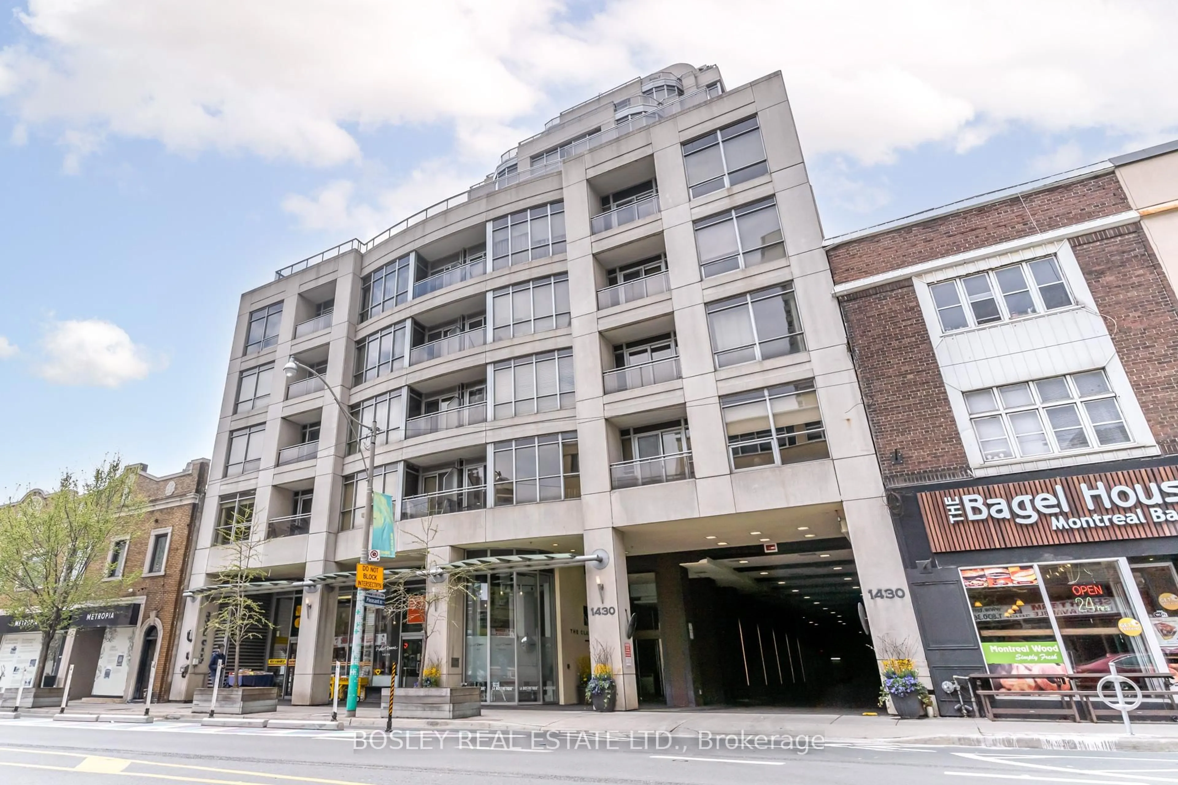 Unknown for 1430 Yonge St #205, Toronto Ontario M4T 1Y6