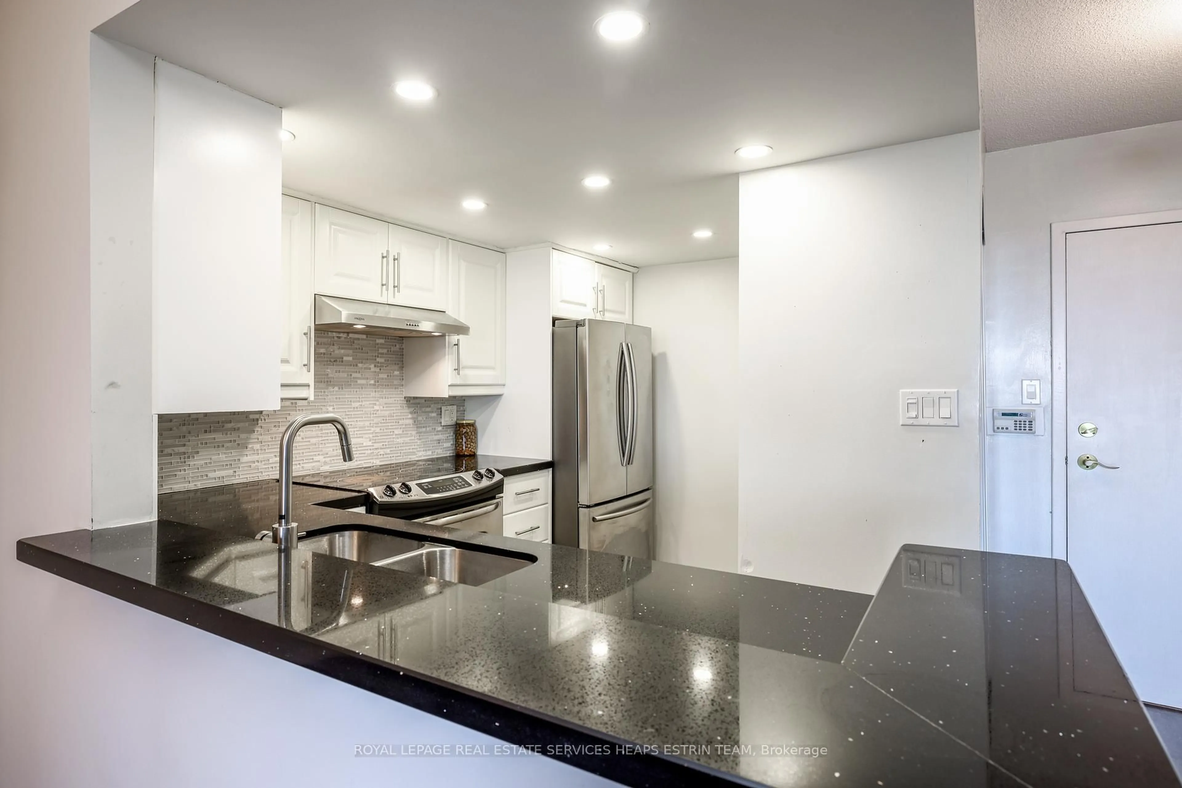 Unknown for 10 Torresdale Ave #1810, Toronto Ontario M2R 3V8