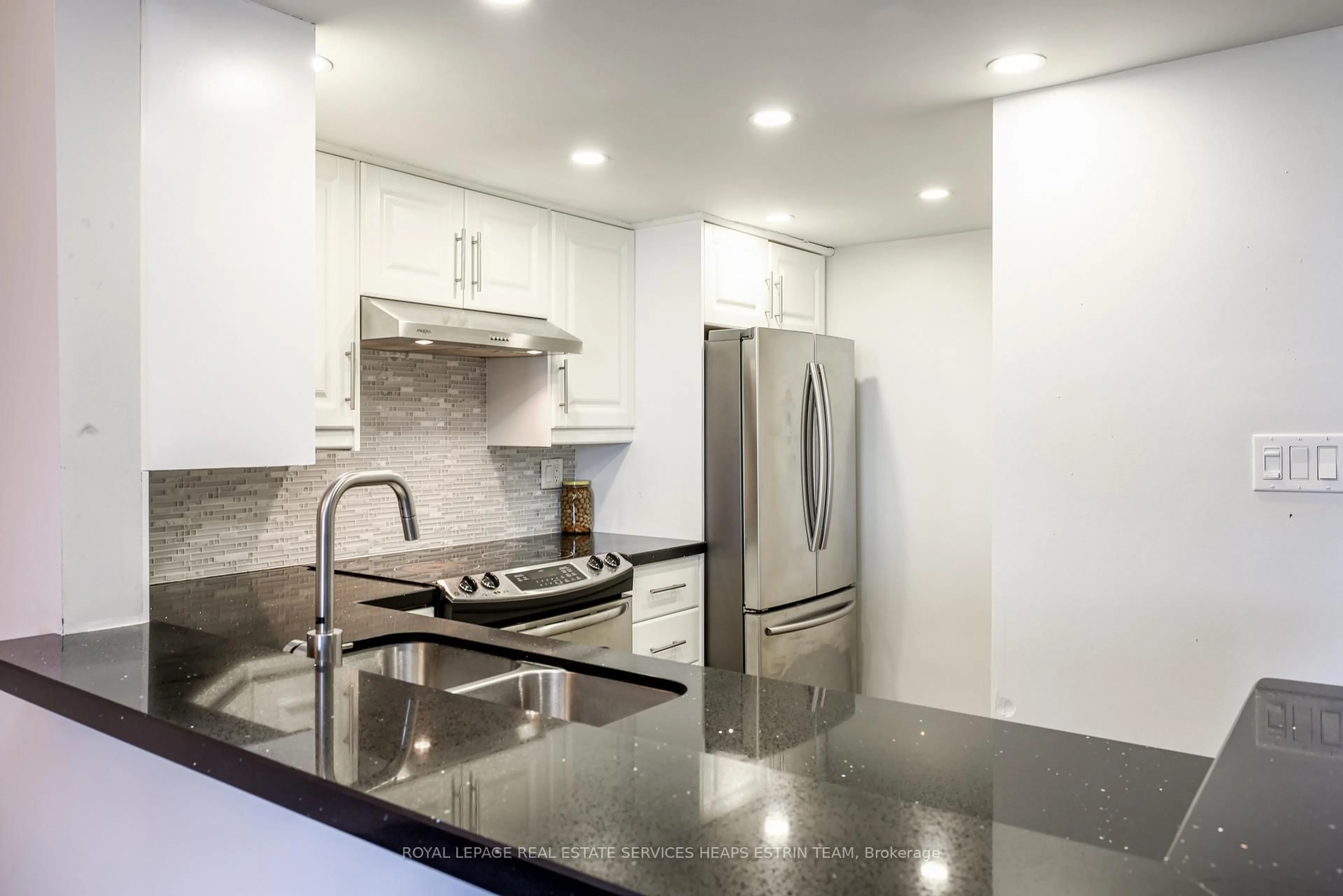 Unknown for 10 Torresdale Ave #1810, Toronto Ontario M2R 3V8