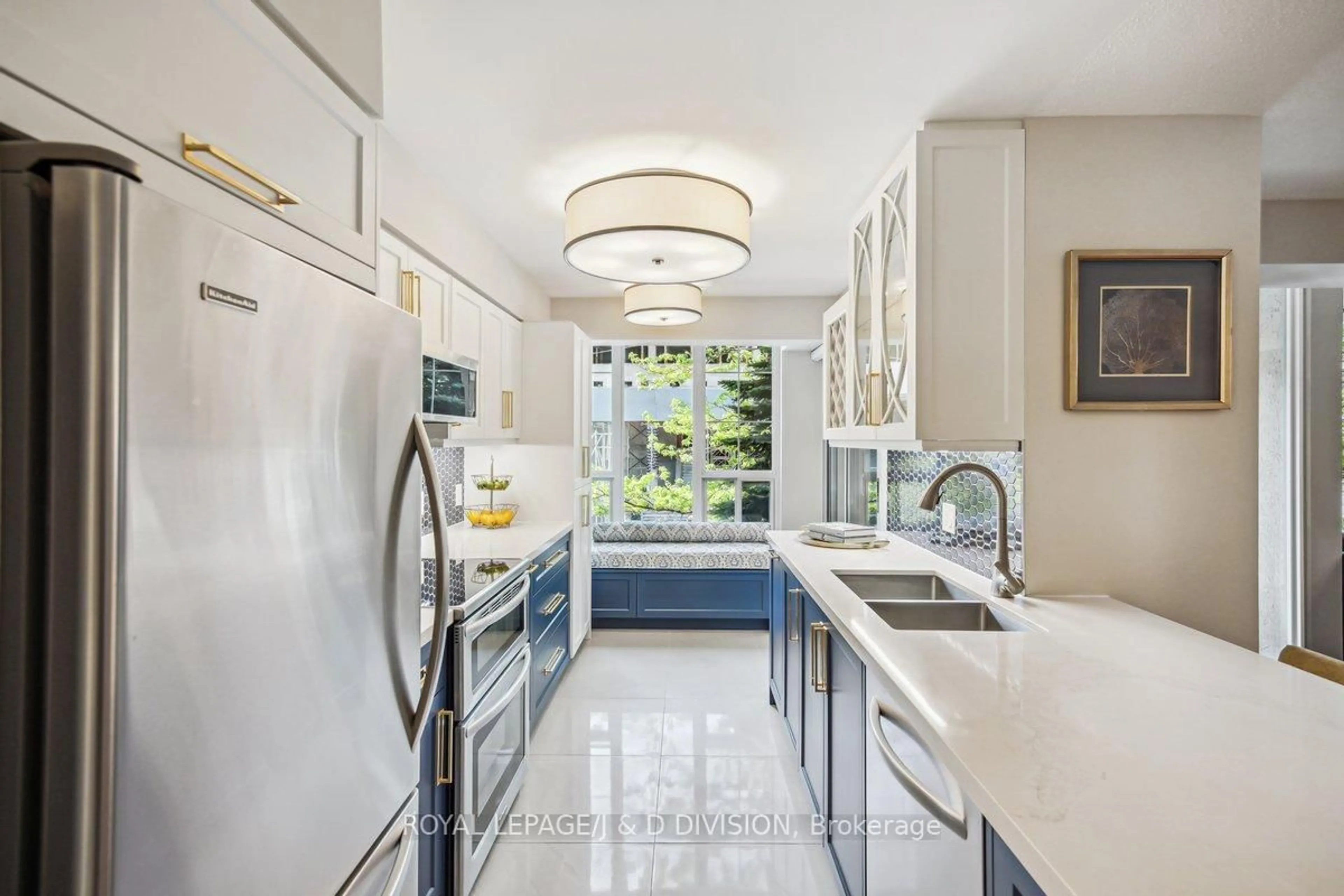 Unknown for 35 Merton St #206, Toronto Ontario M4S 3G4