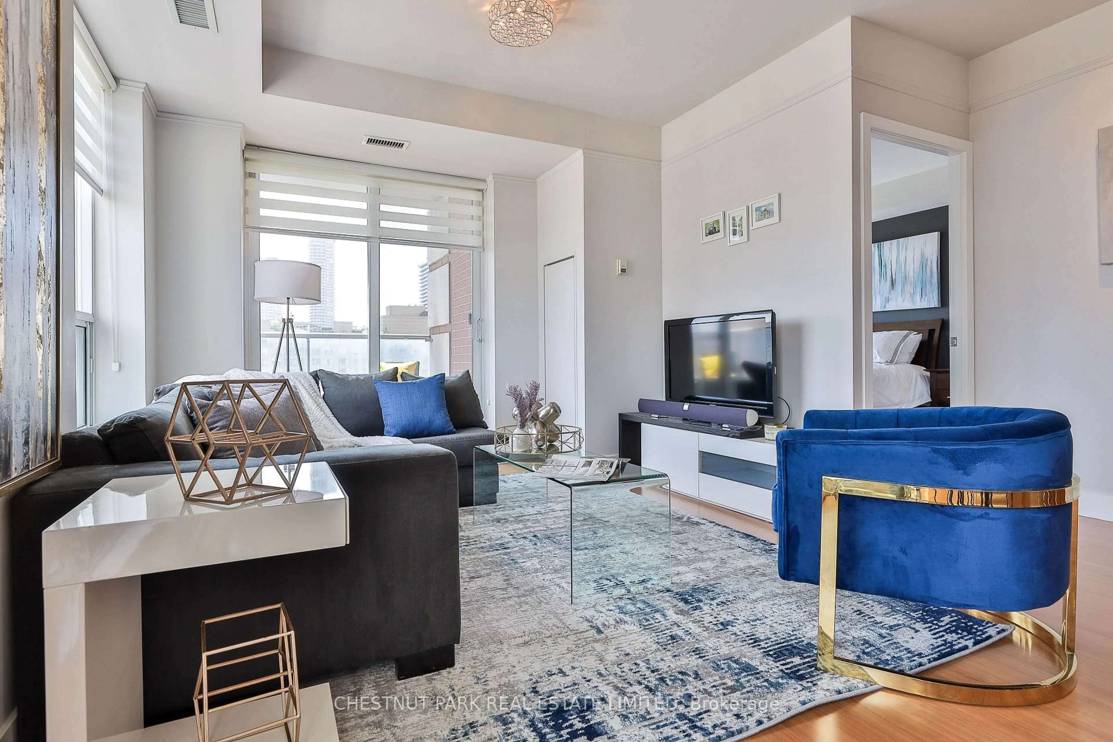 Living room with furniture, unknown for 168 King St #805, Toronto Ontario M5A 4S4