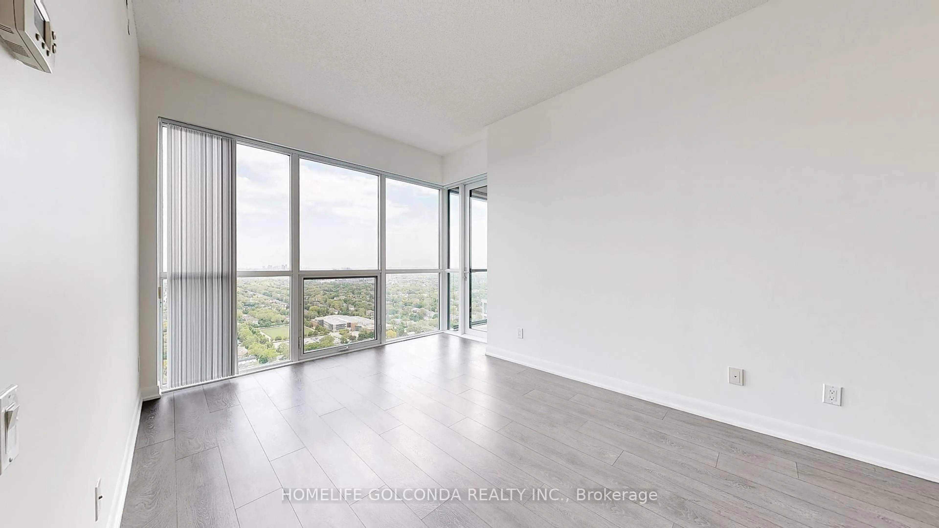 A pic of a room for 5168 Yonge St #LPH107, Toronto Ontario M2N 5P6