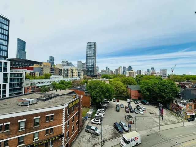 Additional image 6 of 219 Dundas St Unit 809