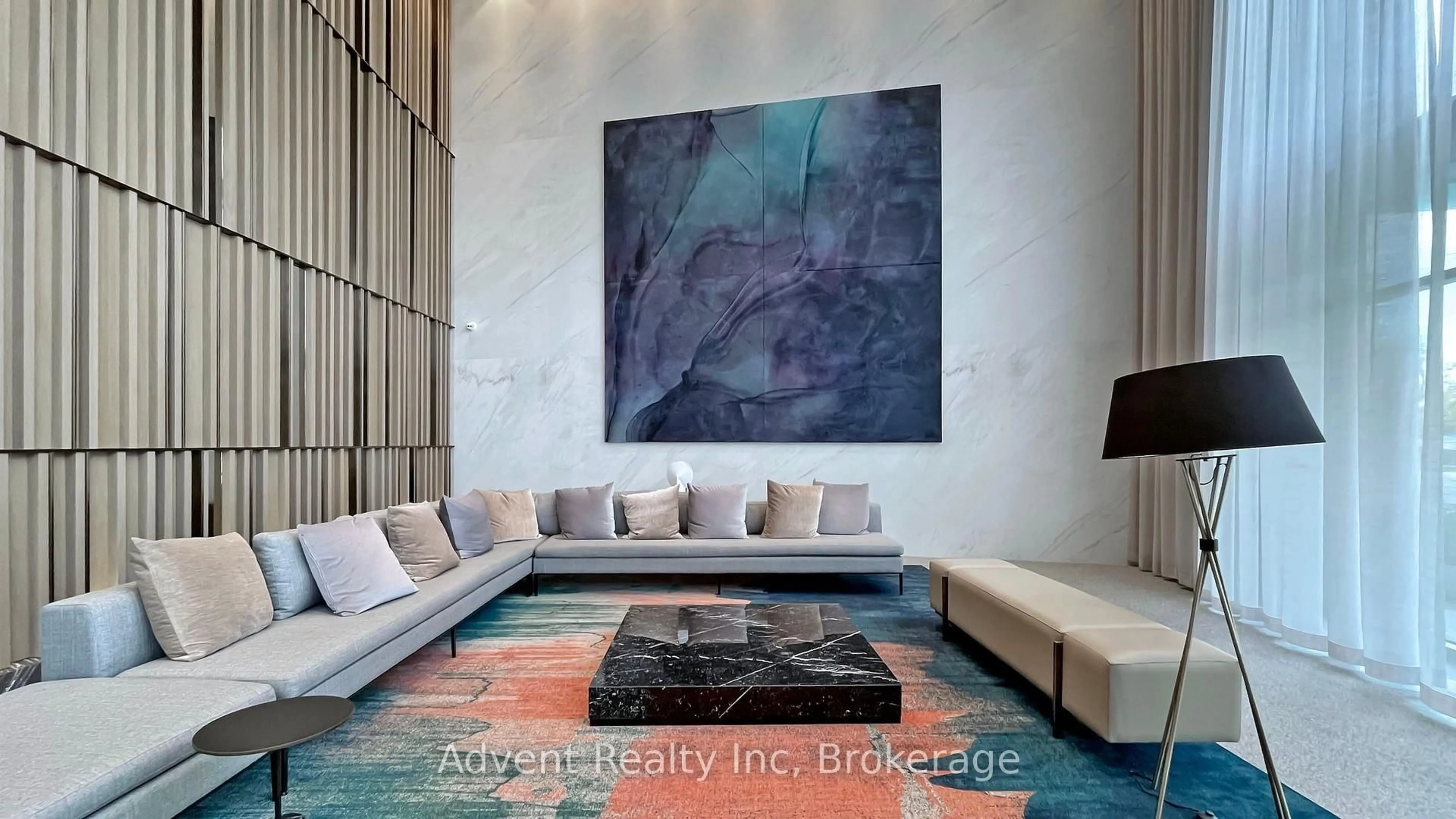 Unknown for 585 Bloor St #420, Toronto Ontario M4W 0B3