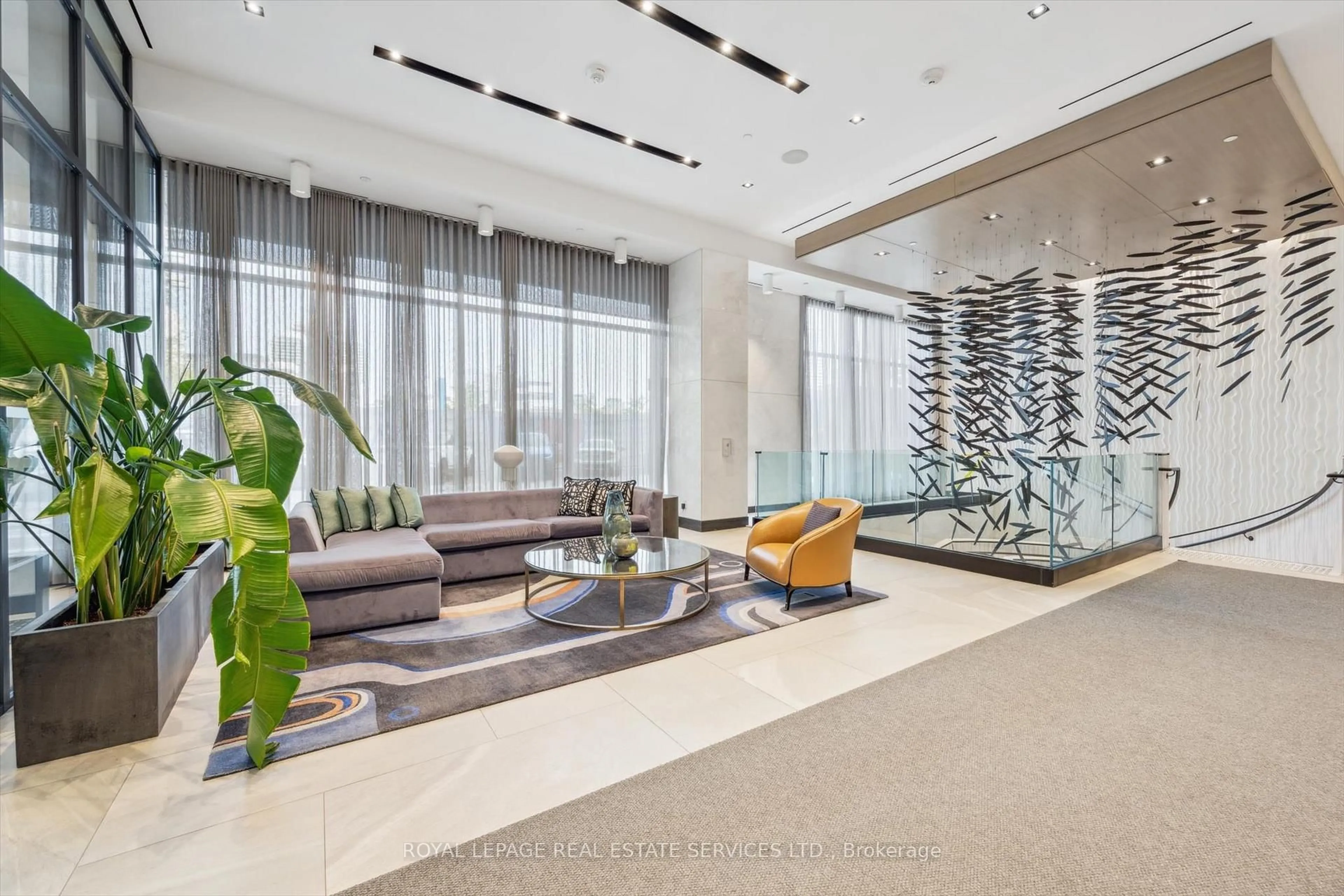 Lobby for 1 Edgewater Dr #GPH27, Toronto Ontario M5A 0L1