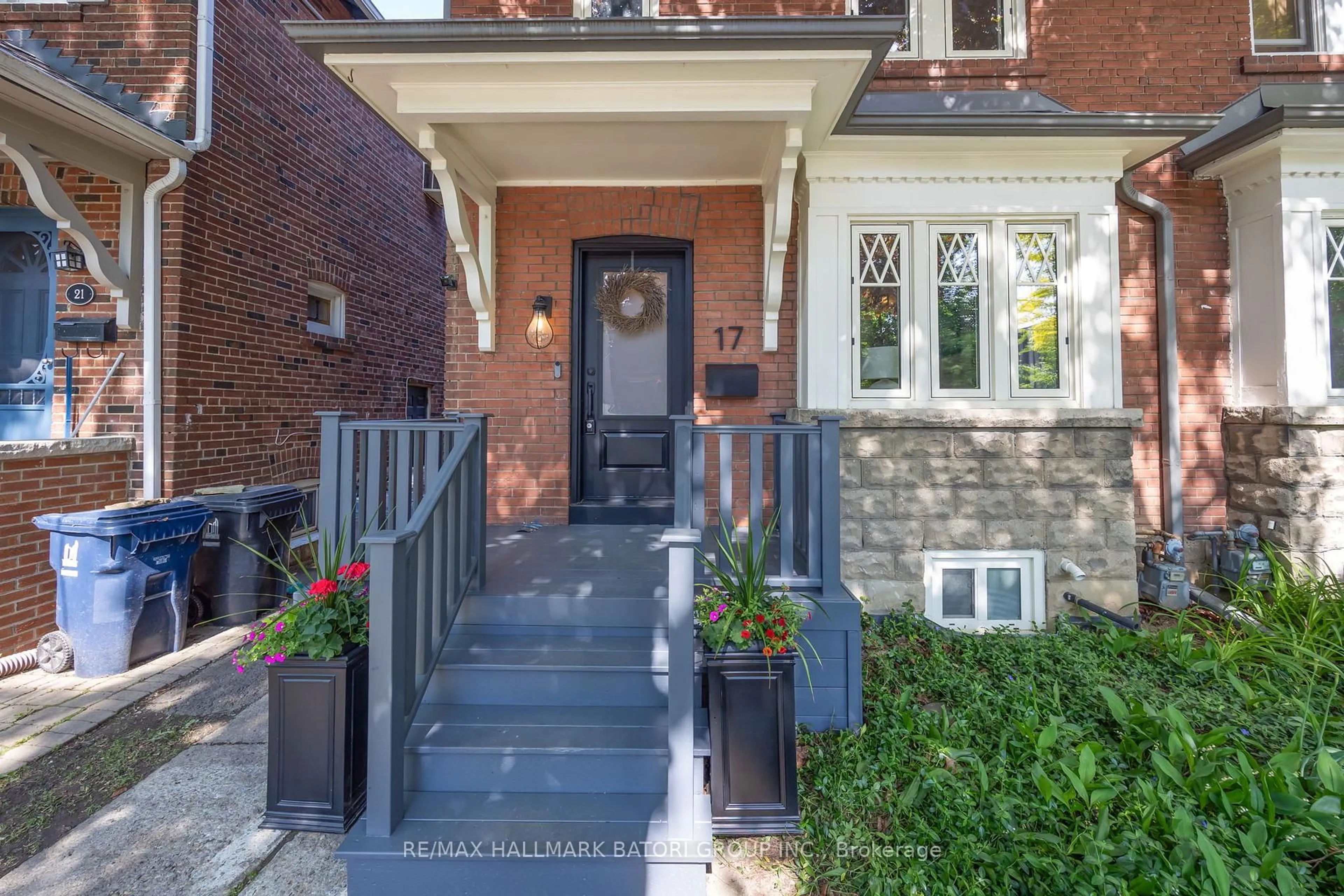 Home with brick exterior material, street for 17 Martin Rd, Toronto Ontario M4S 2V1