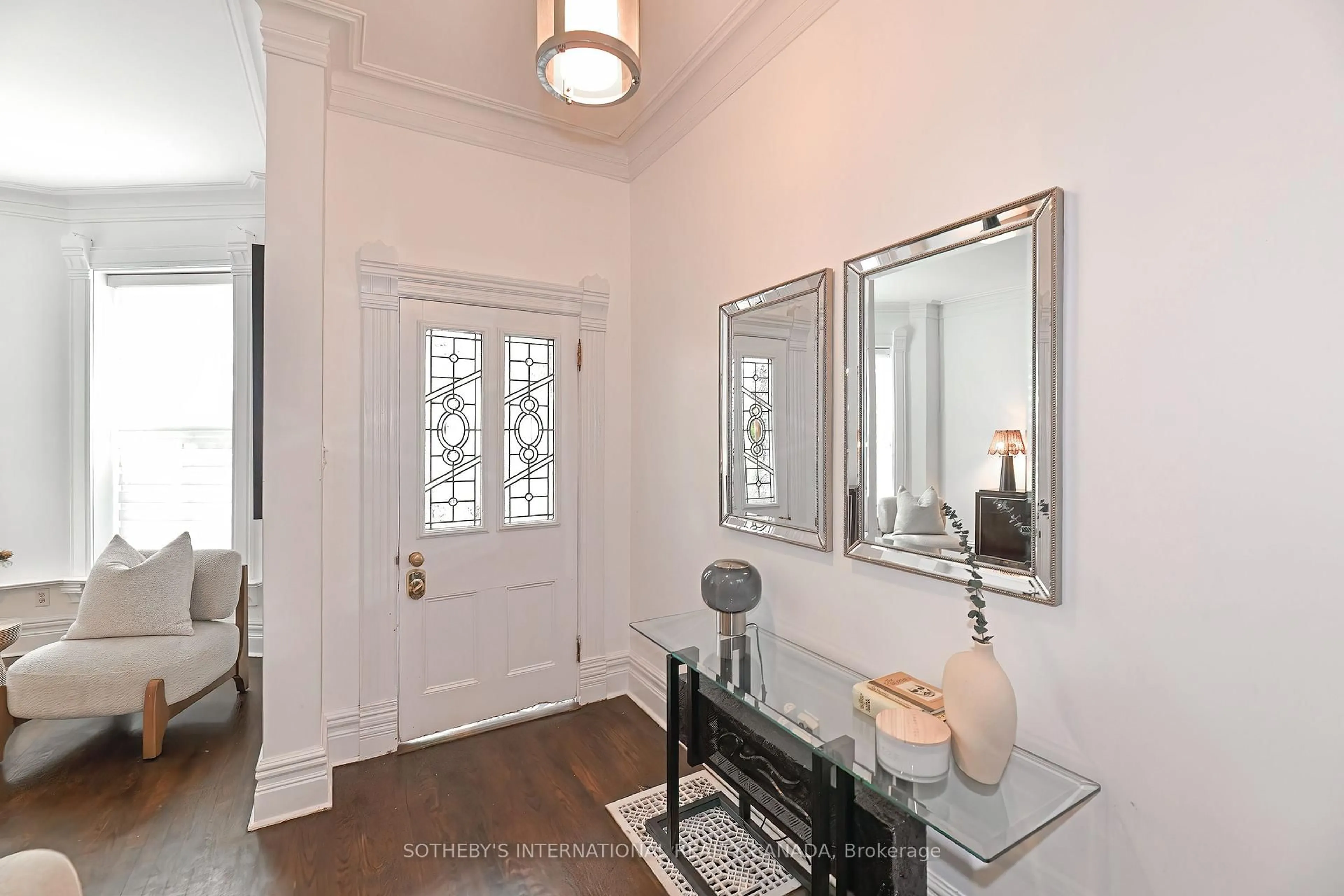 Indoor entryway for 282 Berkeley St, Toronto Ontario M5A 2X5
