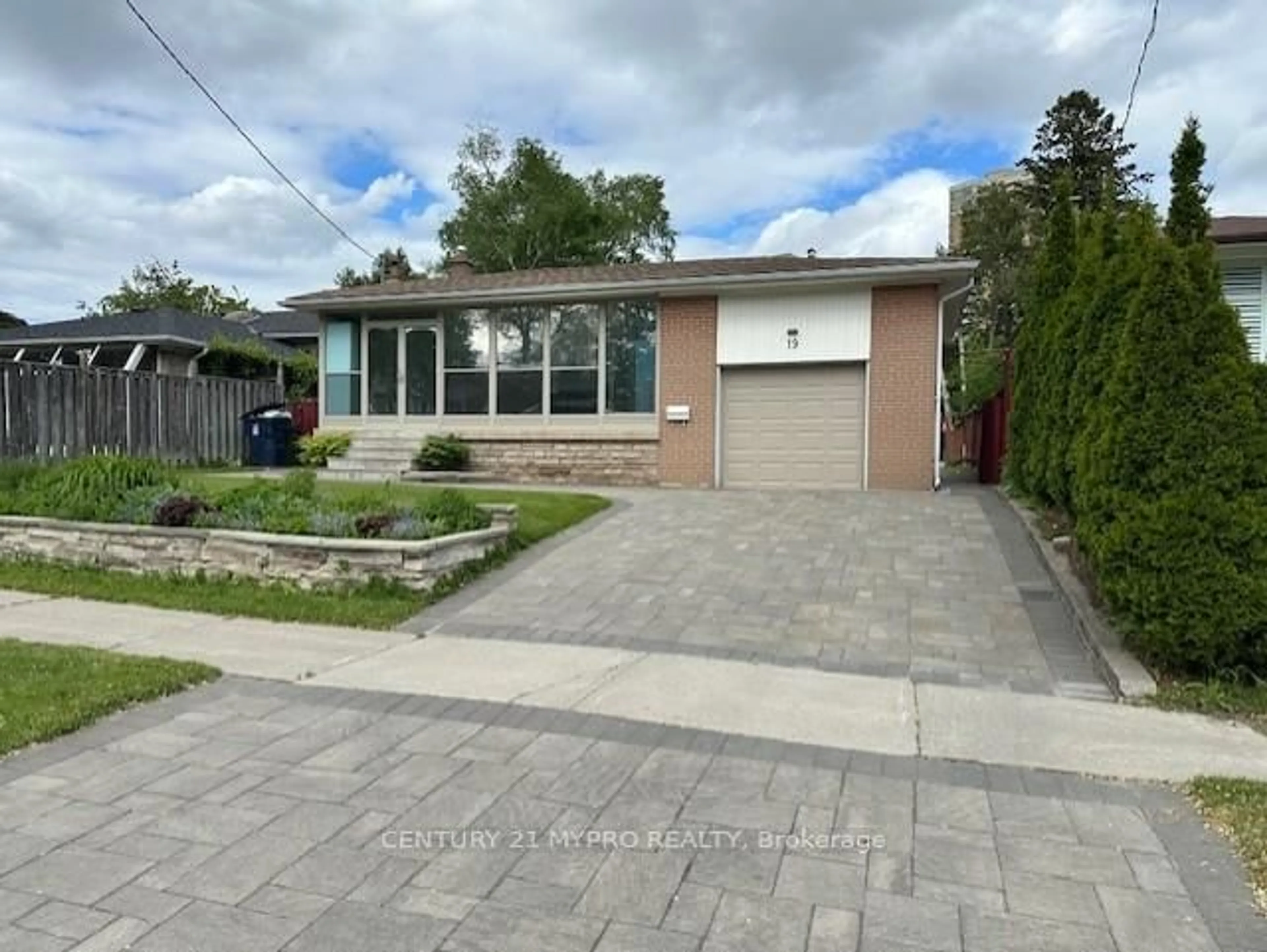 Home with brick exterior material, street for 19 Flavian Cres, Toronto Ontario M2H 1V8