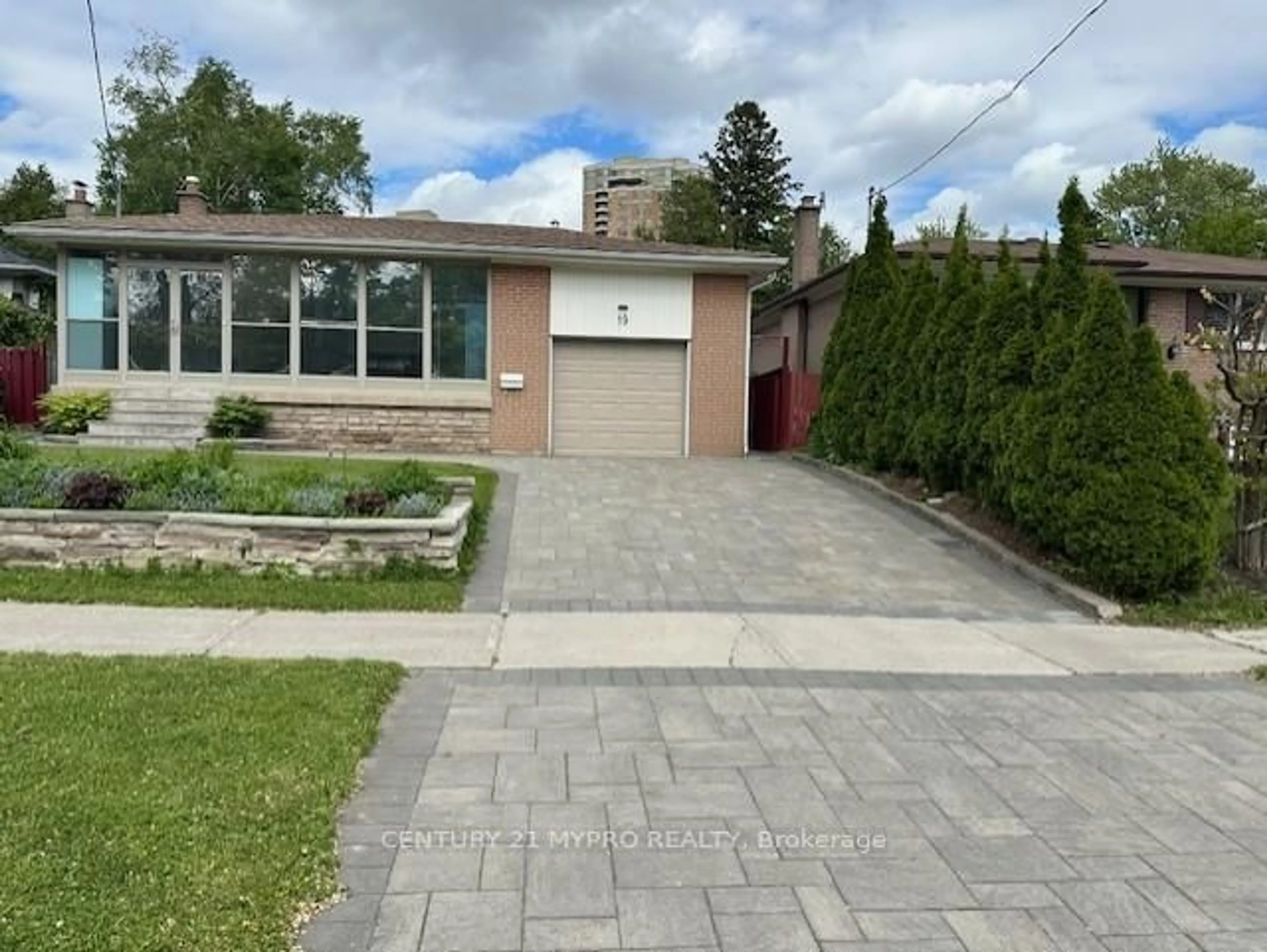 Unknown for 19 Flavian Cres, Toronto Ontario M2H 1V8
