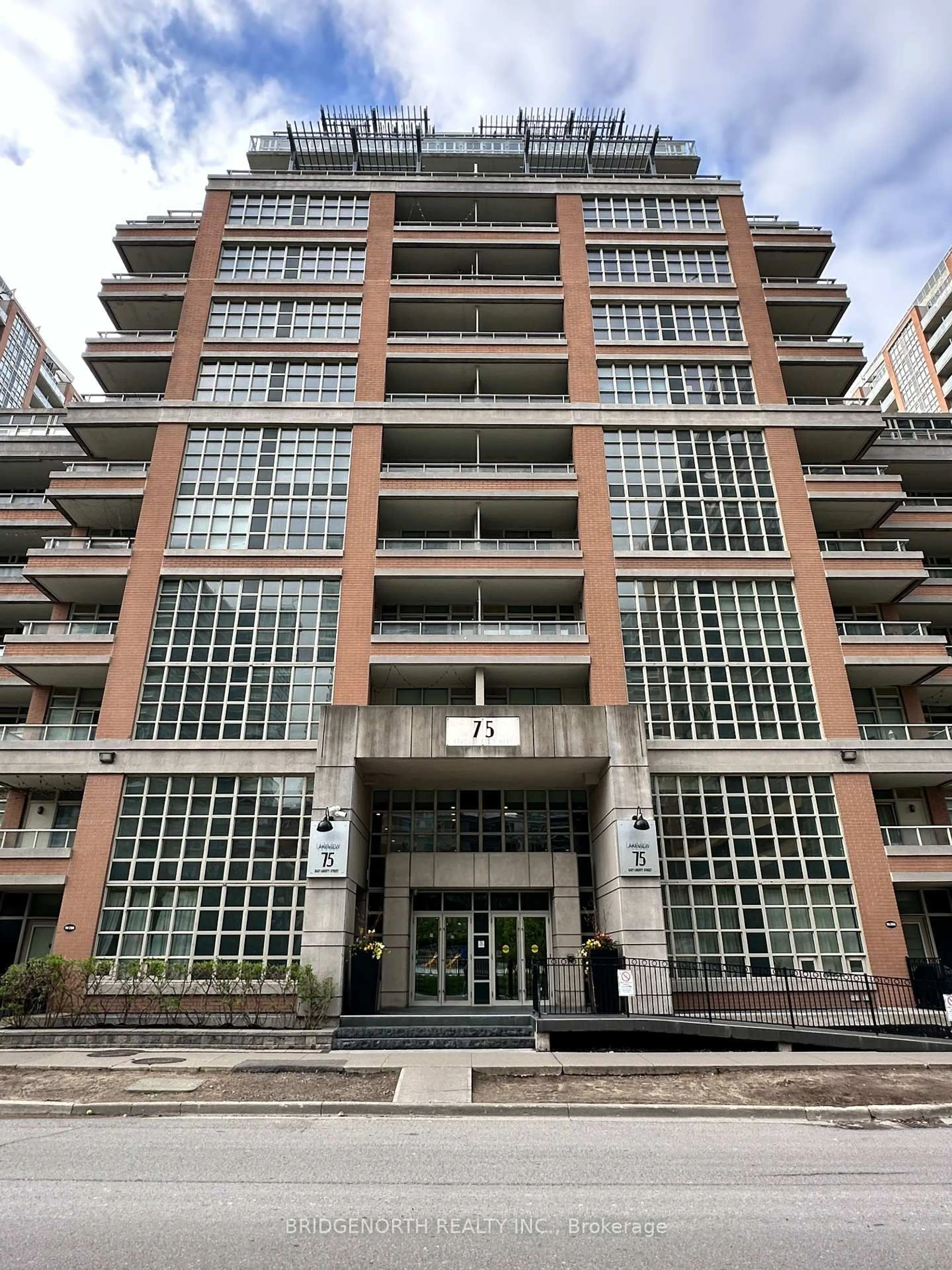 Indoor foyer for 75 East Liberty St #1209, Toronto Ontario M6K 0A2