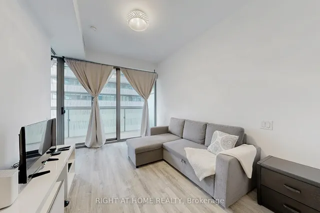 Additional image 19 of 50 Charles St Unit 3906