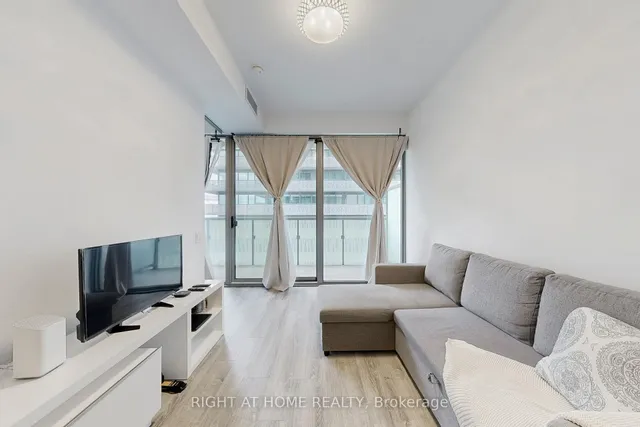 Additional image 18 of 50 Charles St Unit 3906