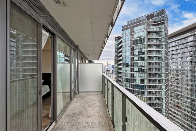 Additional image 11 of 50 Charles St Unit 3906