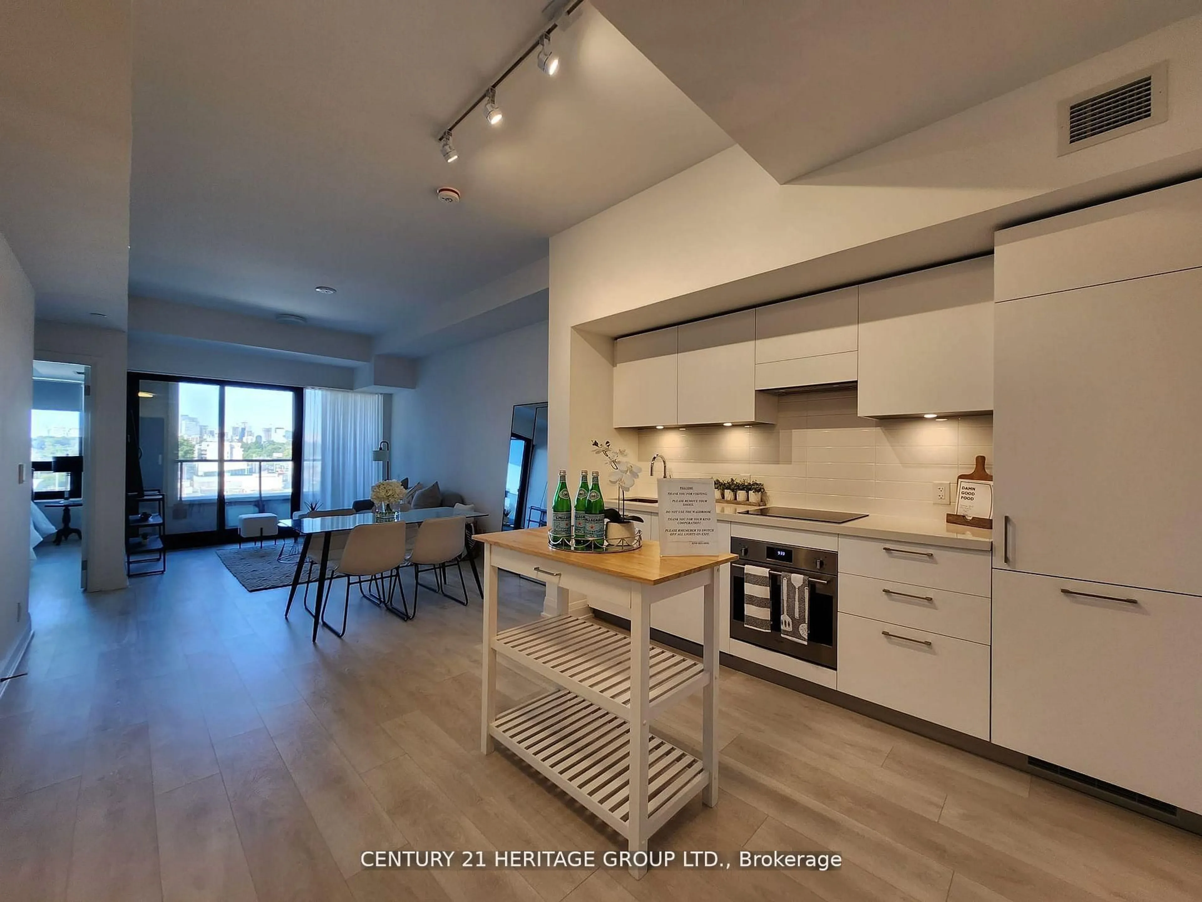 Open concept kitchen, unknown for 33 Frederick Todd Way #614, Toronto Ontario M4G 0C9