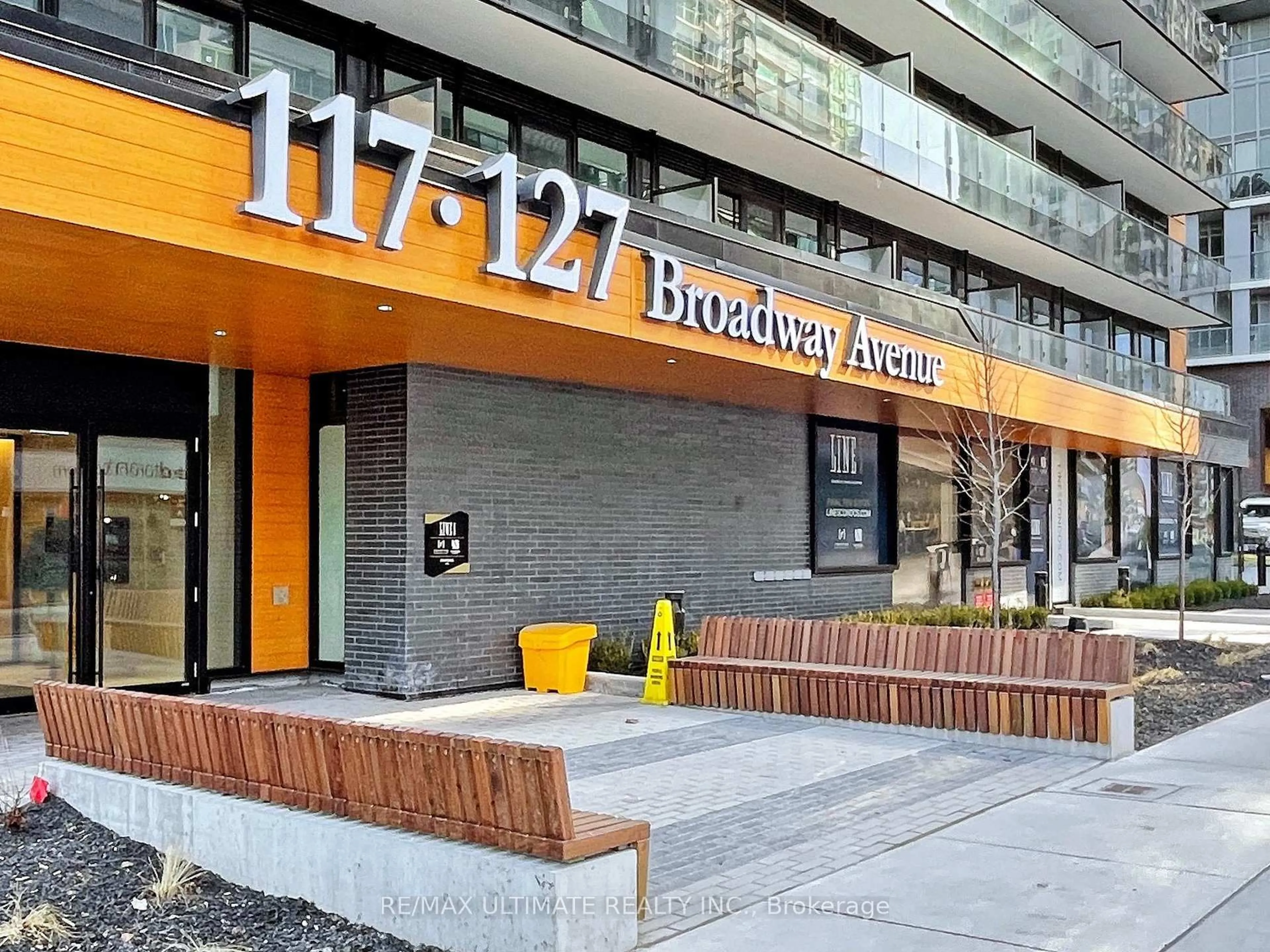 Unknown for 117 Broadway Ave #207, Toronto Ontario M4P 1V3