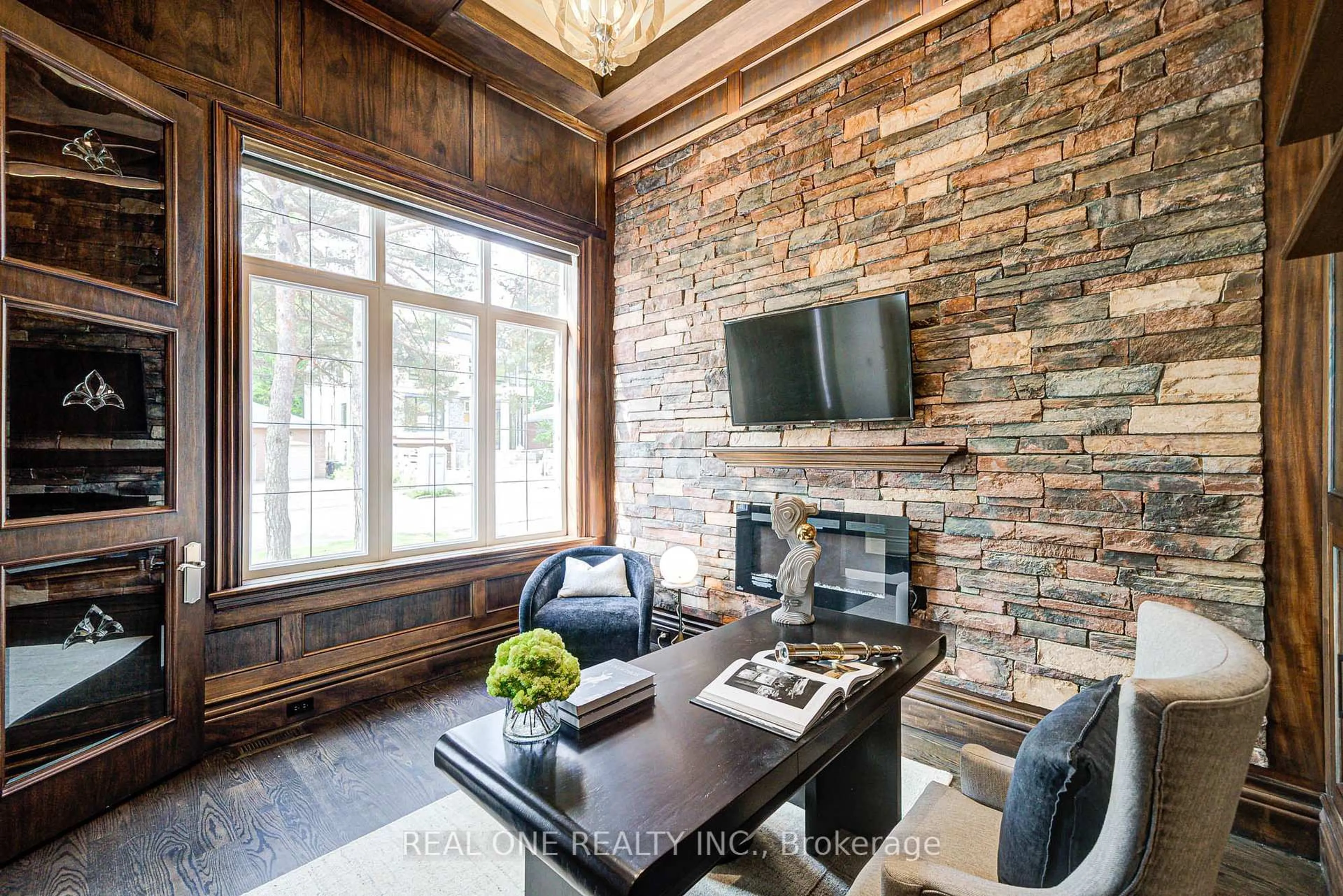 Unknown for 352 Byng Ave, Toronto Ontario M2N 4L5