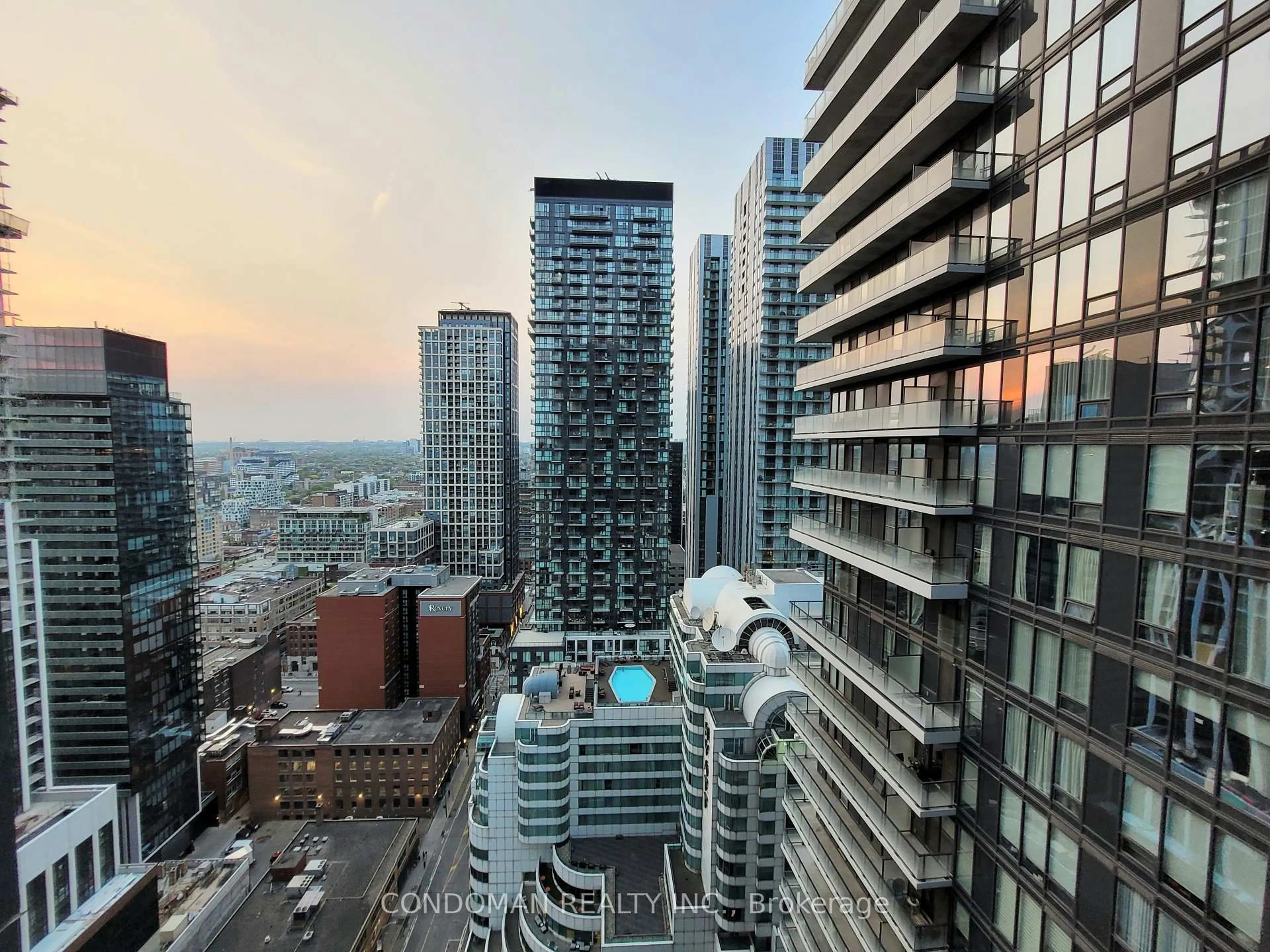 A pic from outside/outdoor area/front of a property/back of a property/a pic from drone, city buildings view from balcony for 115 Blue Jays Way #3612, Toronto Ontario M5V 0N4