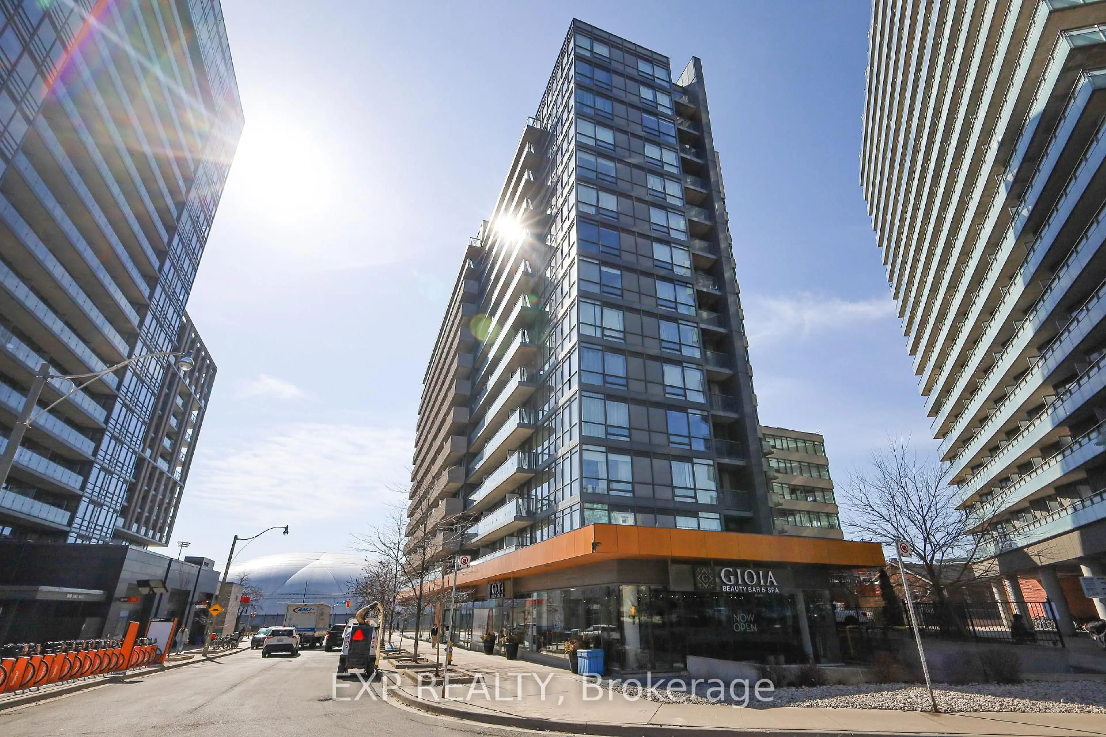 Unknown for 20 Joe Shuster Way #322, Toronto Ontario M6K 0A3