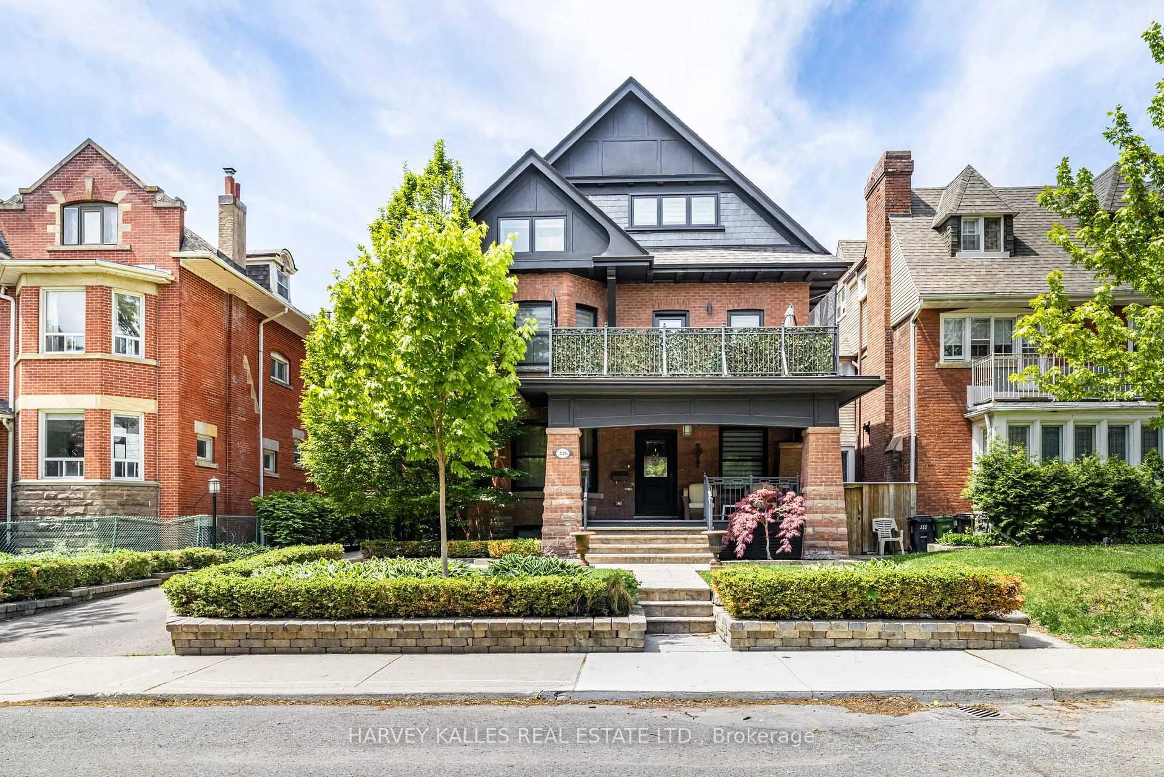 Home with brick exterior material, street for 386 Palmerston Blvd, Toronto Ontario M6G 2N6
