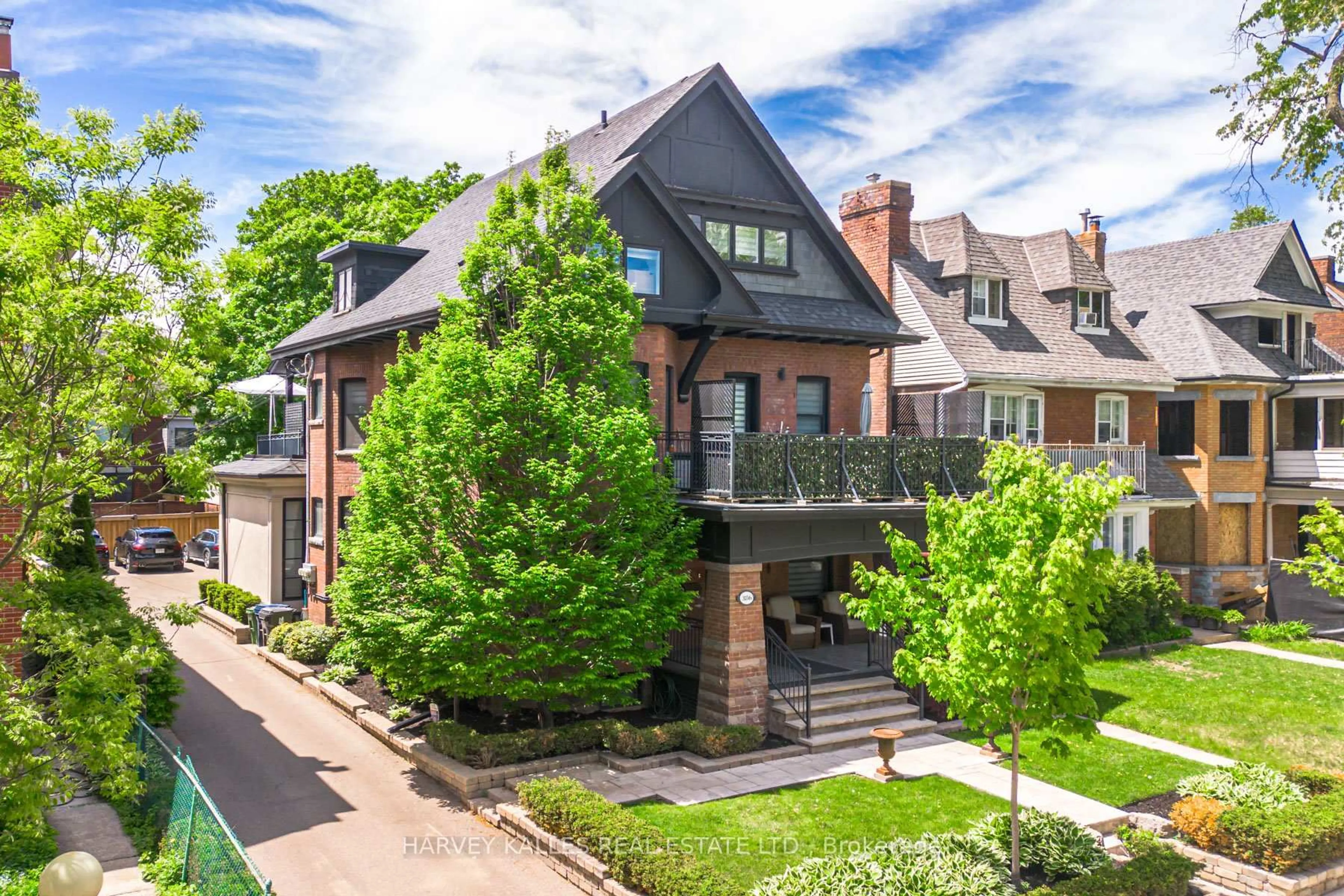 Home with brick exterior material, street for 386 Palmerston Blvd, Toronto Ontario M6G 2N6