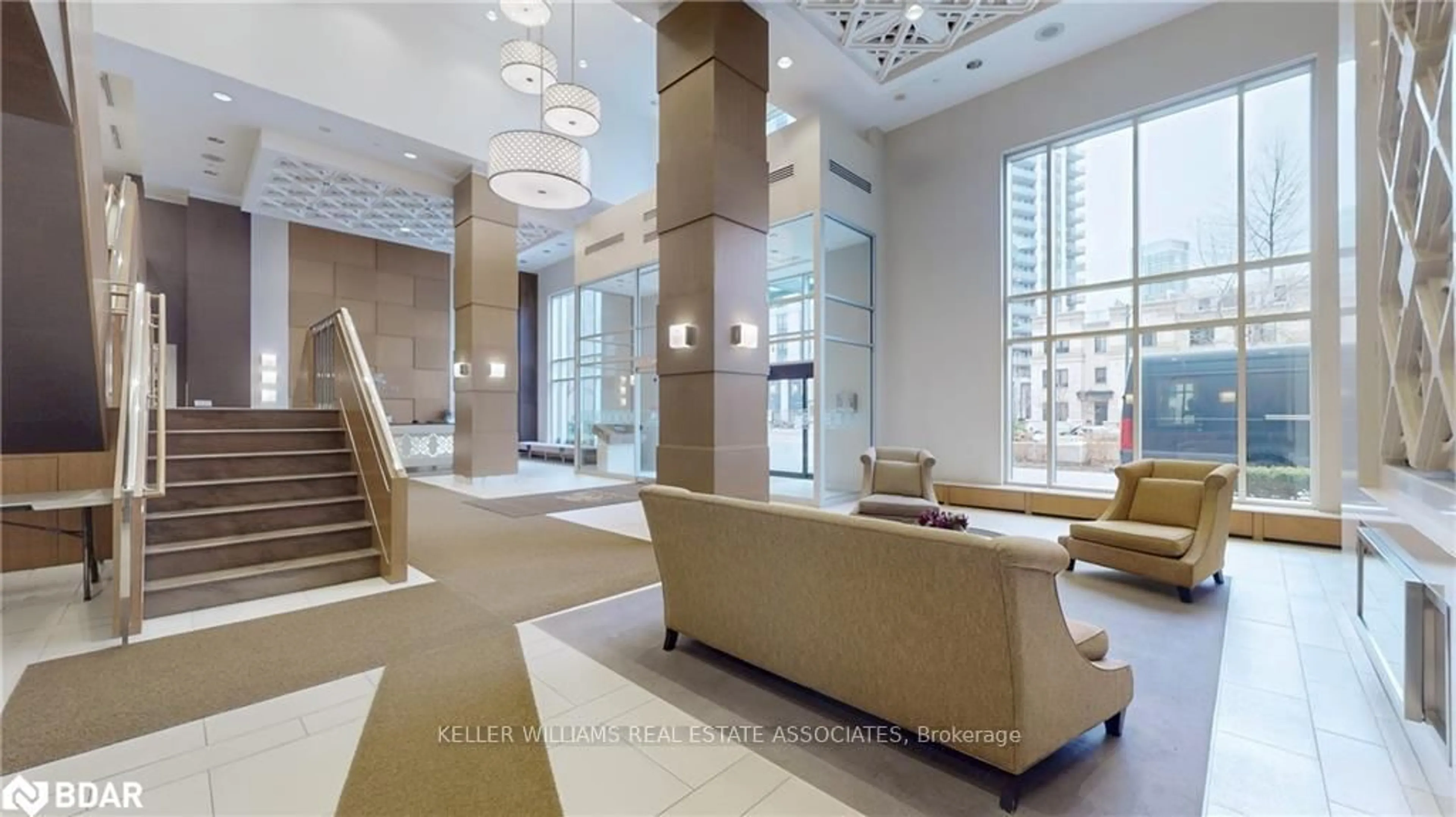 Lobby for 100 Harrison Garden Blvd #GPH17, Toronto Ontario M2N 0C2