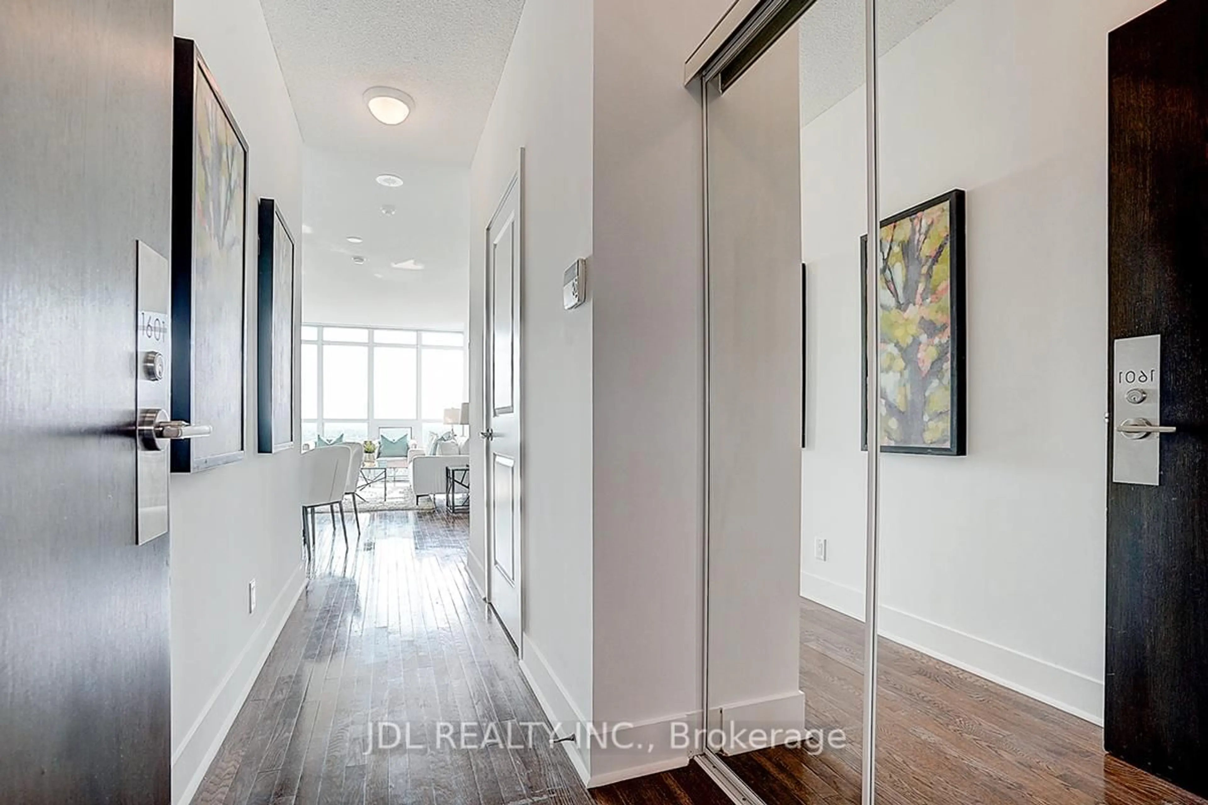 Indoor entryway for 26 Norton Ave #1601, Toronto Ontario M2N 0H6