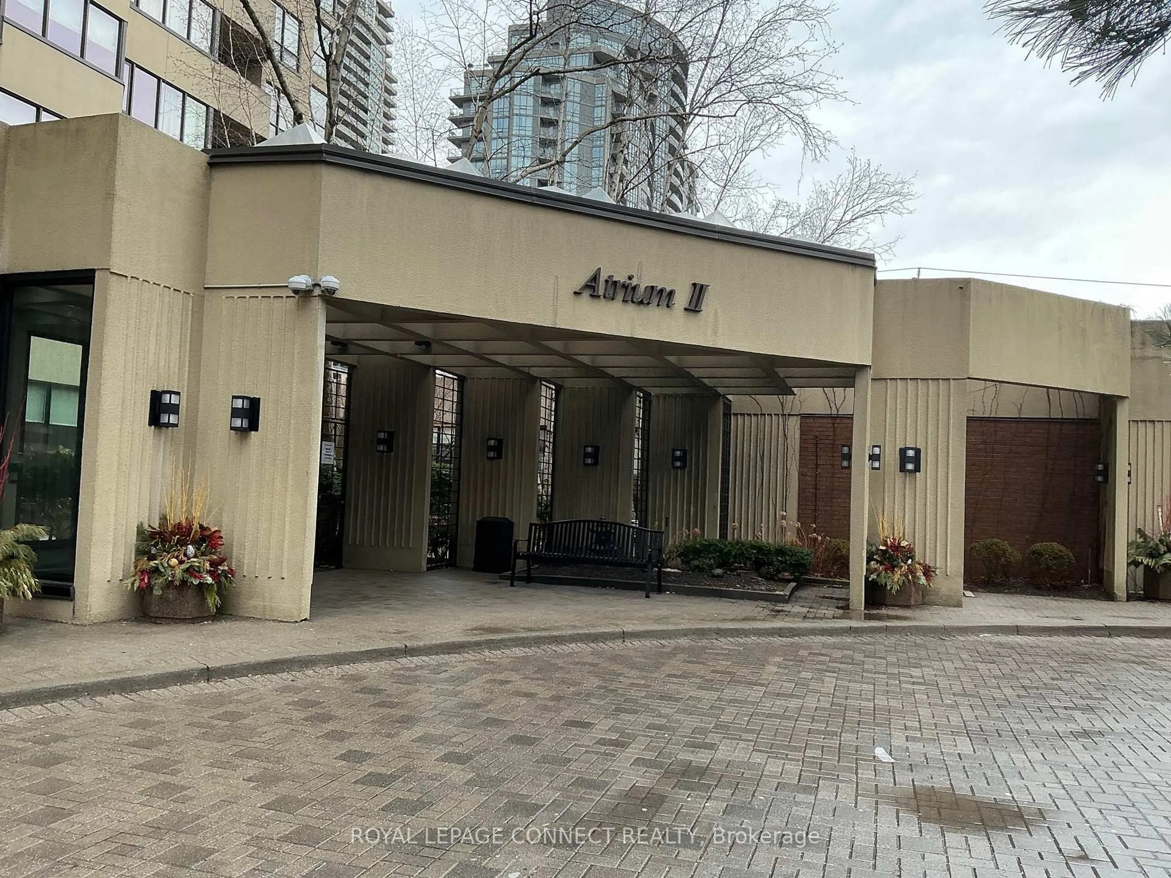 Indoor foyer for 65 Spring Garden Ave #2402, Toronto Ontario M2N 6H9