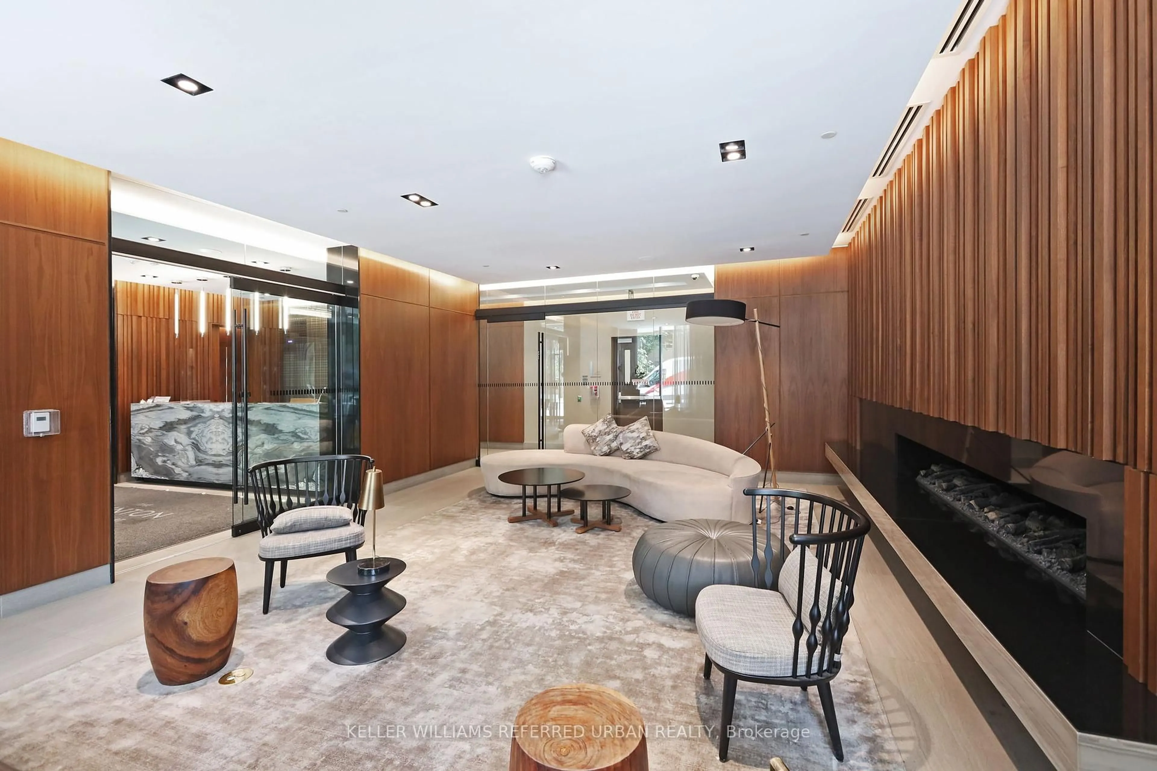 Lobby for 125 Redpath Ave #2309, Toronto Ontario M4S 0B5