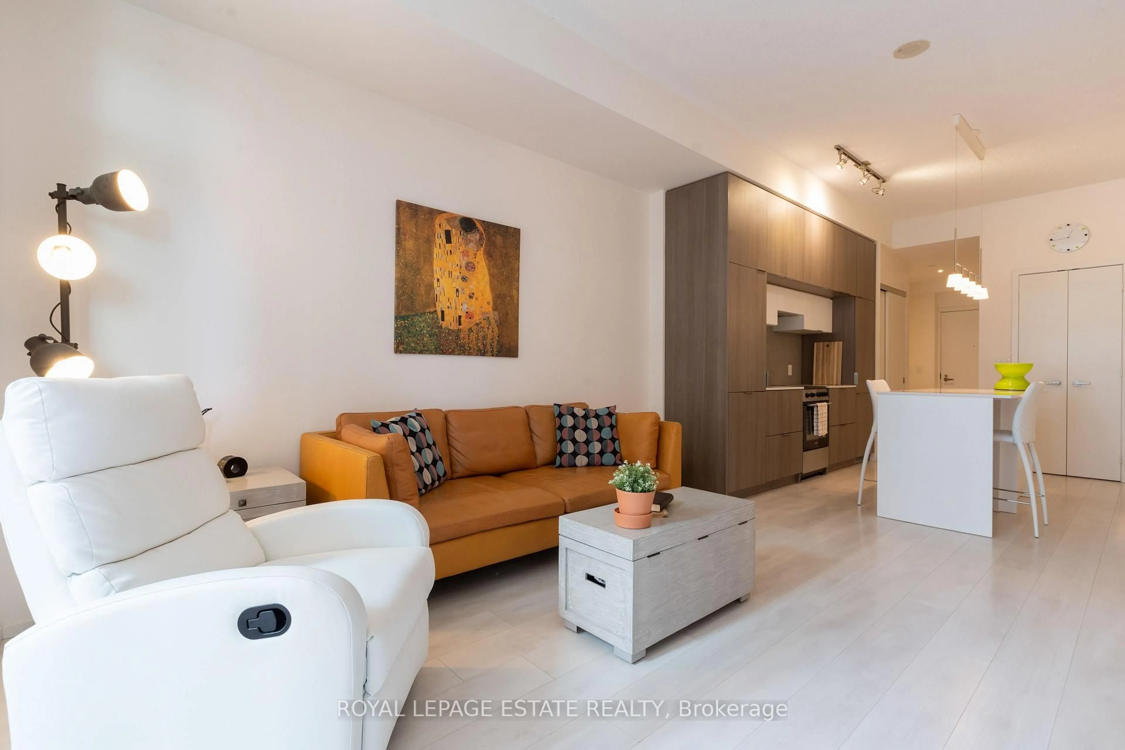 Living room with furniture, unknown for 159 Dundas St #404, Toronto Ontario M5B 0A9