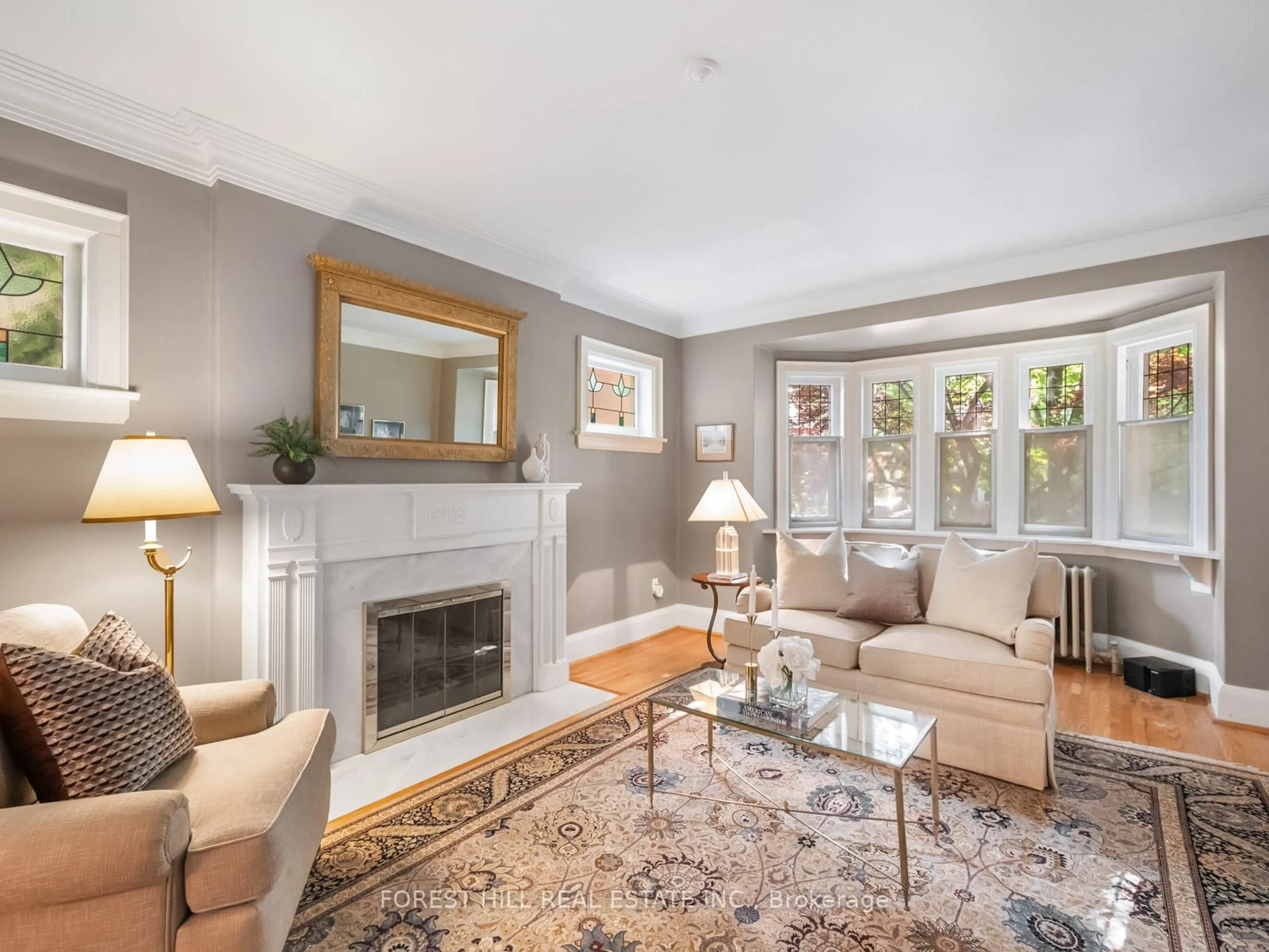 Living room with furniture, unknown for 37 Heather Rd, Toronto Ontario M4G 3G2