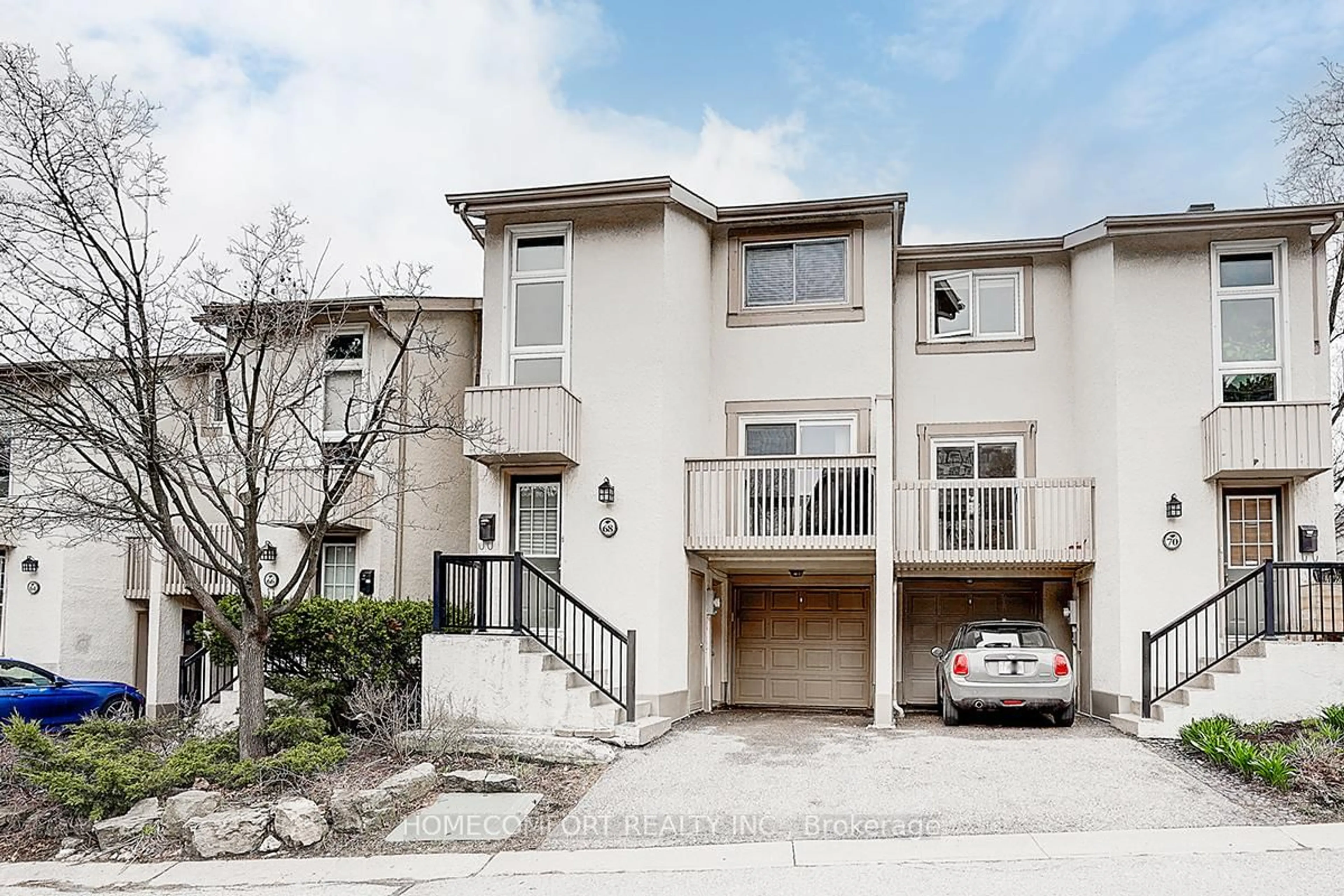 Unknown for 68 Maris Shepway, Toronto Ontario M2J 4S1