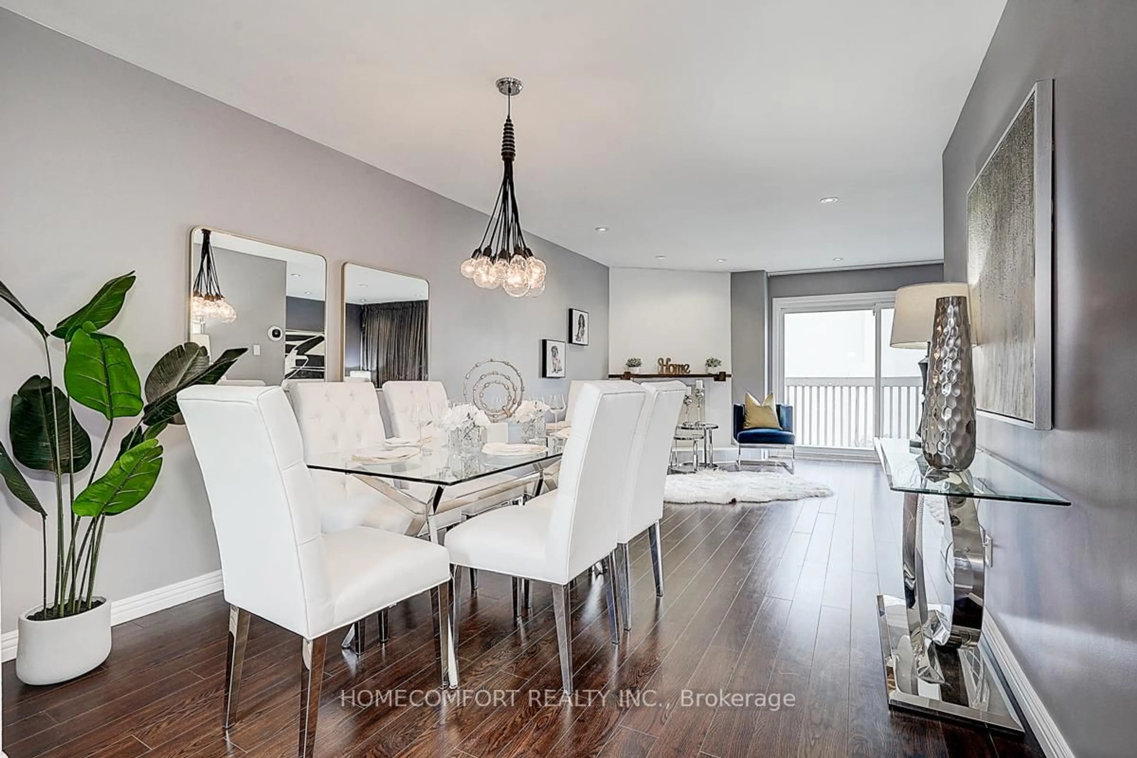 Dining room, wood/laminate floor for 68 Maris Shepway, Toronto Ontario M2J 4S1