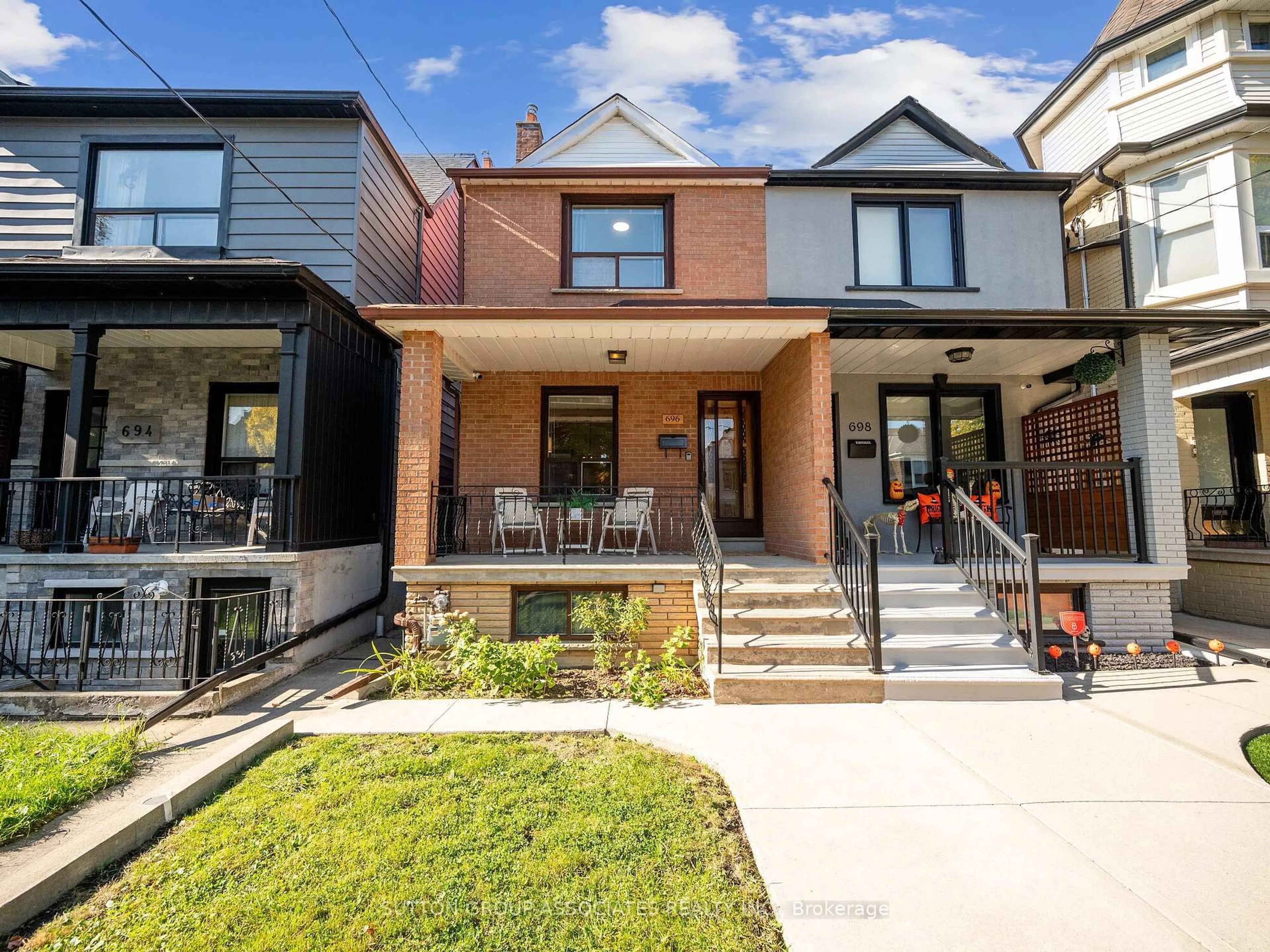 Home with brick exterior material, street for 696 Crawford St, Toronto Ontario M6G 3K2