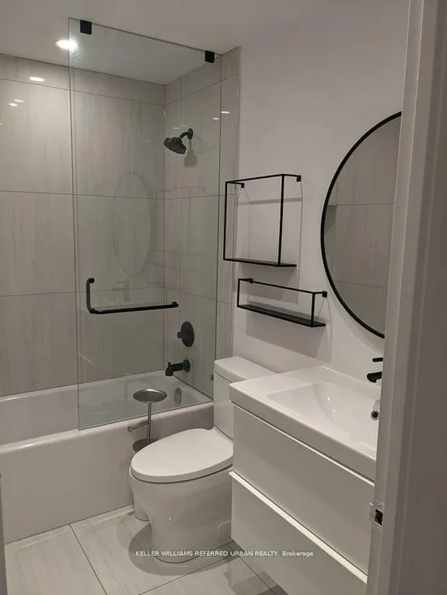 Additional property image - 3000 Bathurst St Unit 110