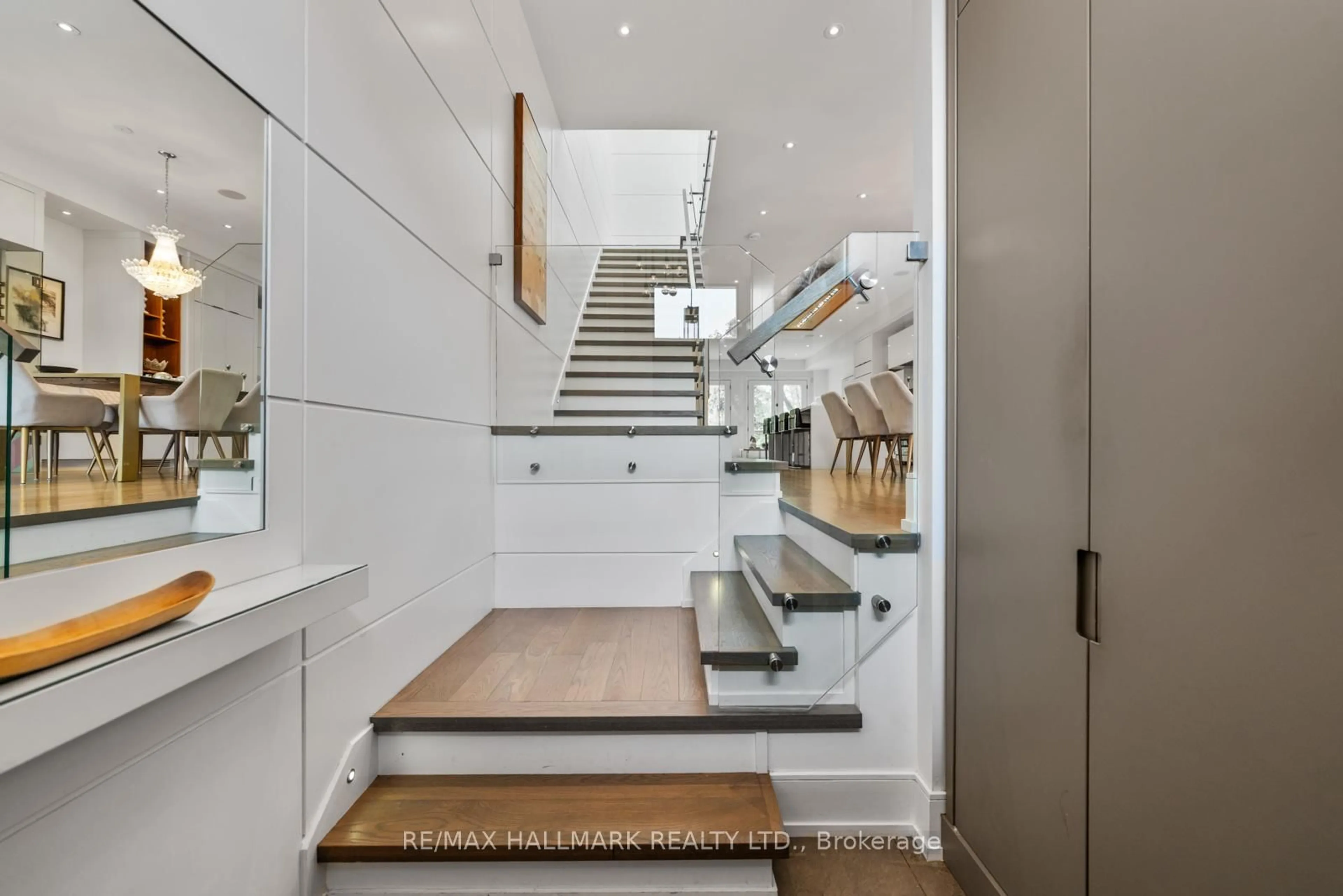 Stairs for 62 St Germain Ave, Toronto Ontario M5M 1V8