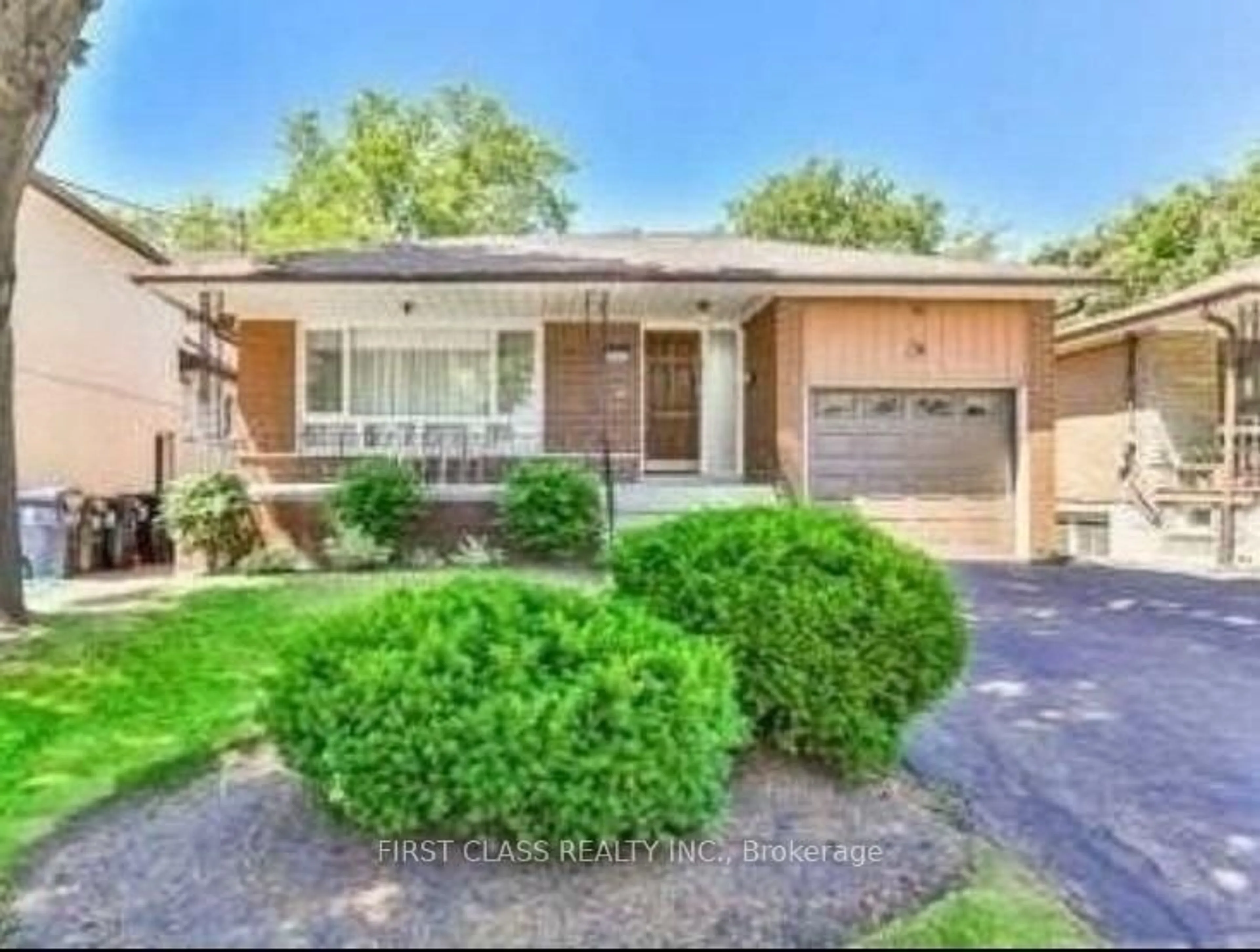 Home with brick exterior material, street for 124 Barse St, Toronto Ontario M5M 4L4