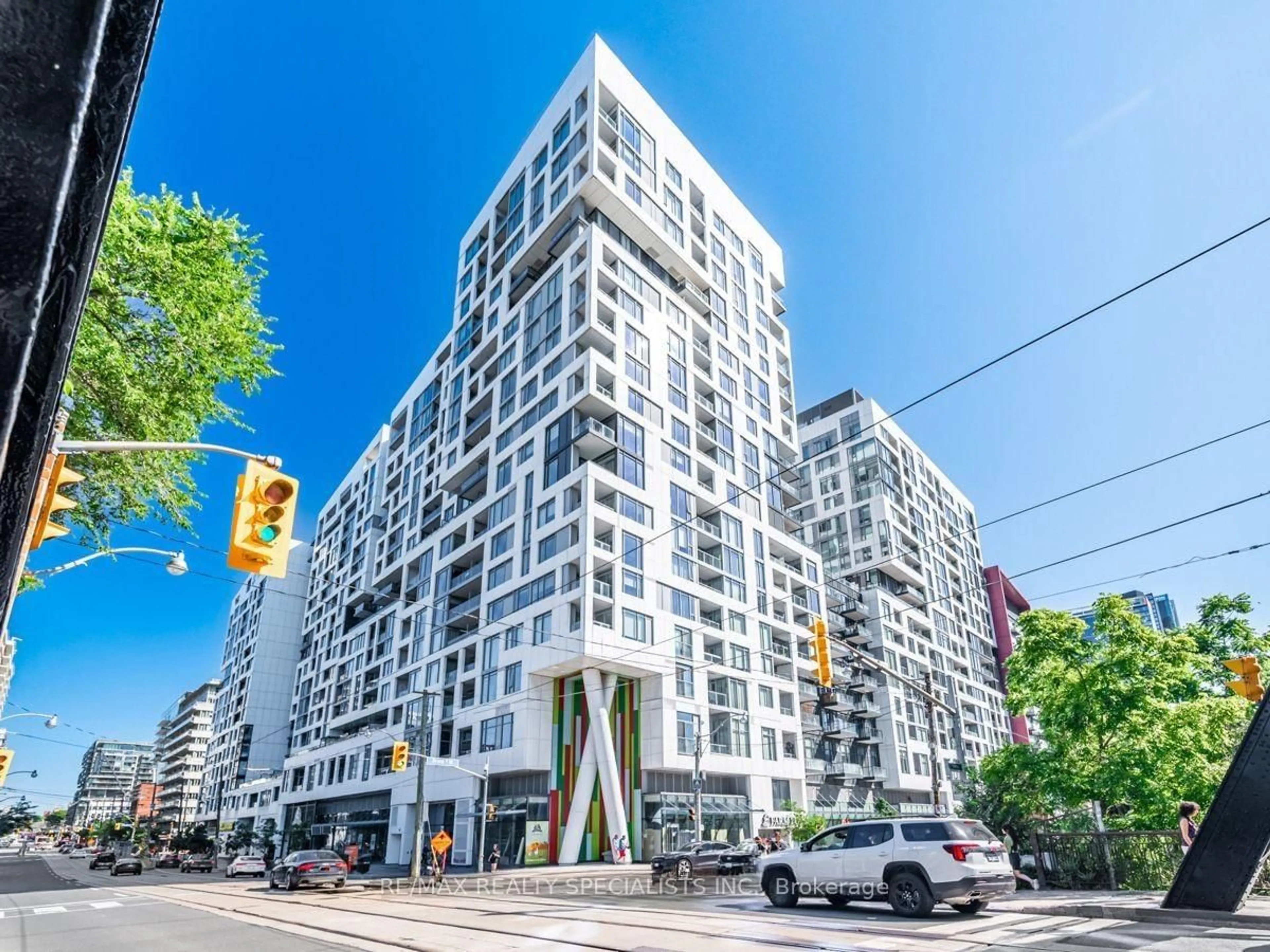 Unknown for 576 FRONT St #1705, Toronto Ontario M5V 1C1