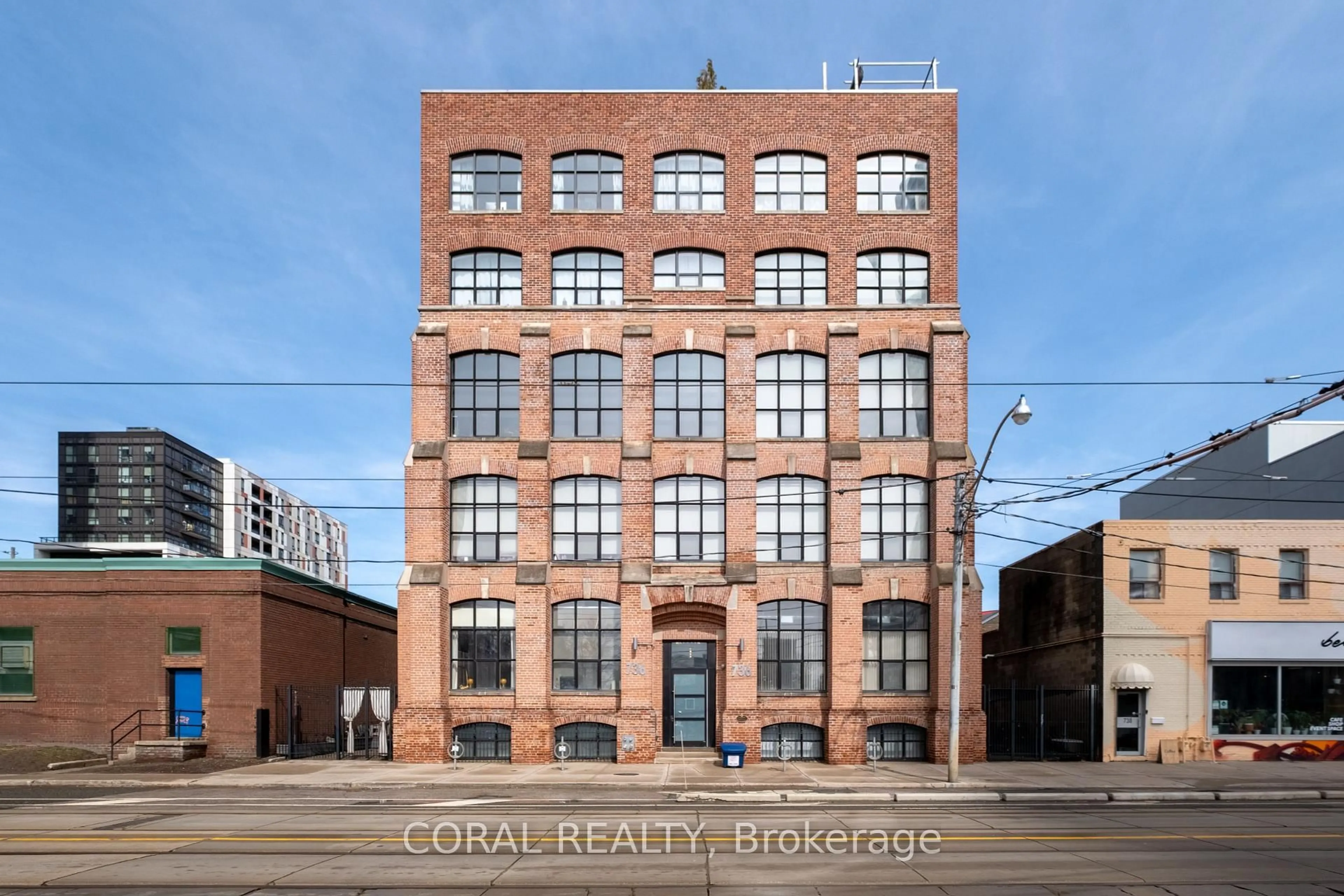 Home with brick exterior material, building for 736 Dundas St #407, Toronto Ontario M5A 2C5